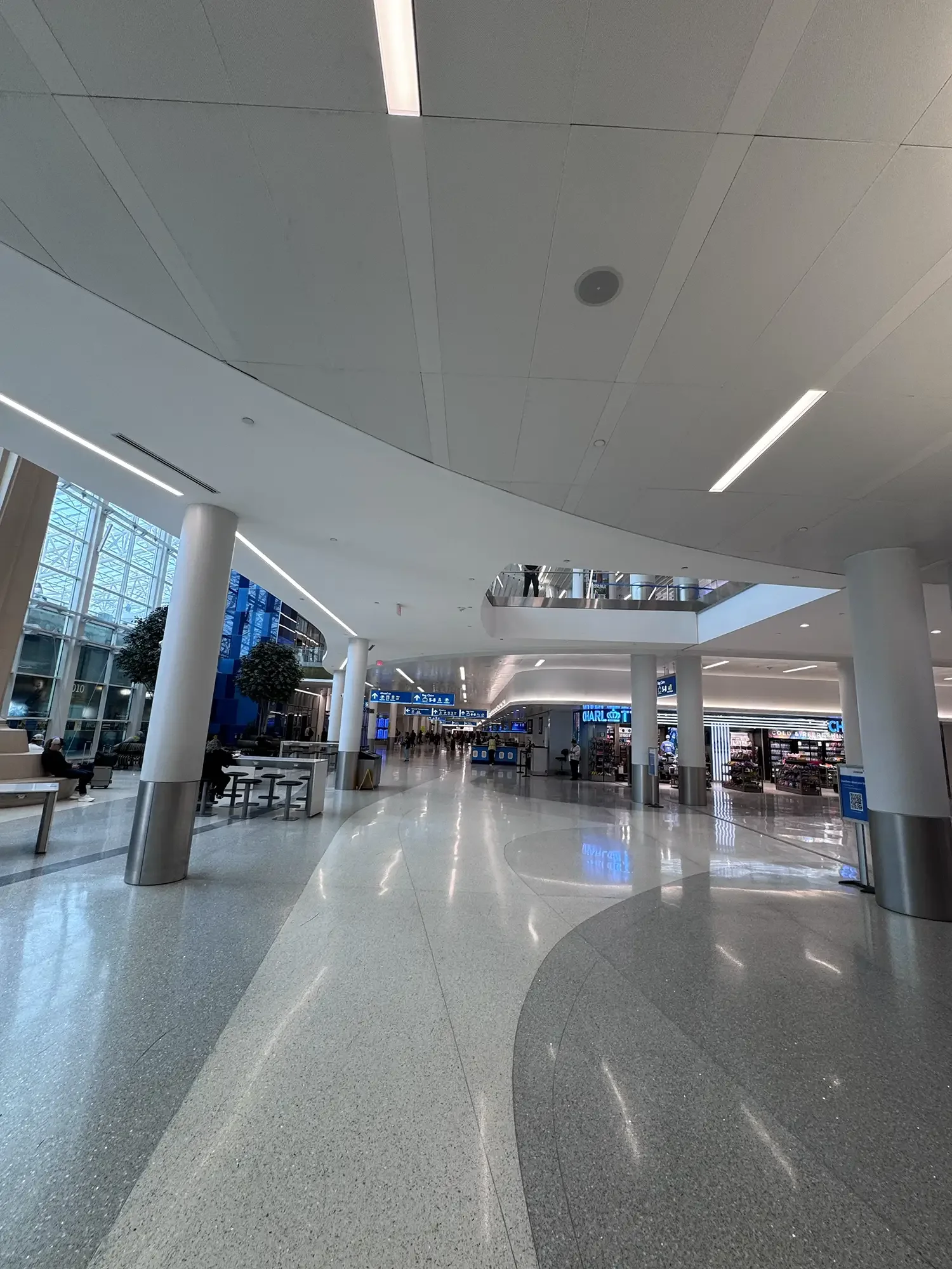 United-Painting-Services_Portfolio_Charlotte-Terminal-Expansion_image-3.webp
