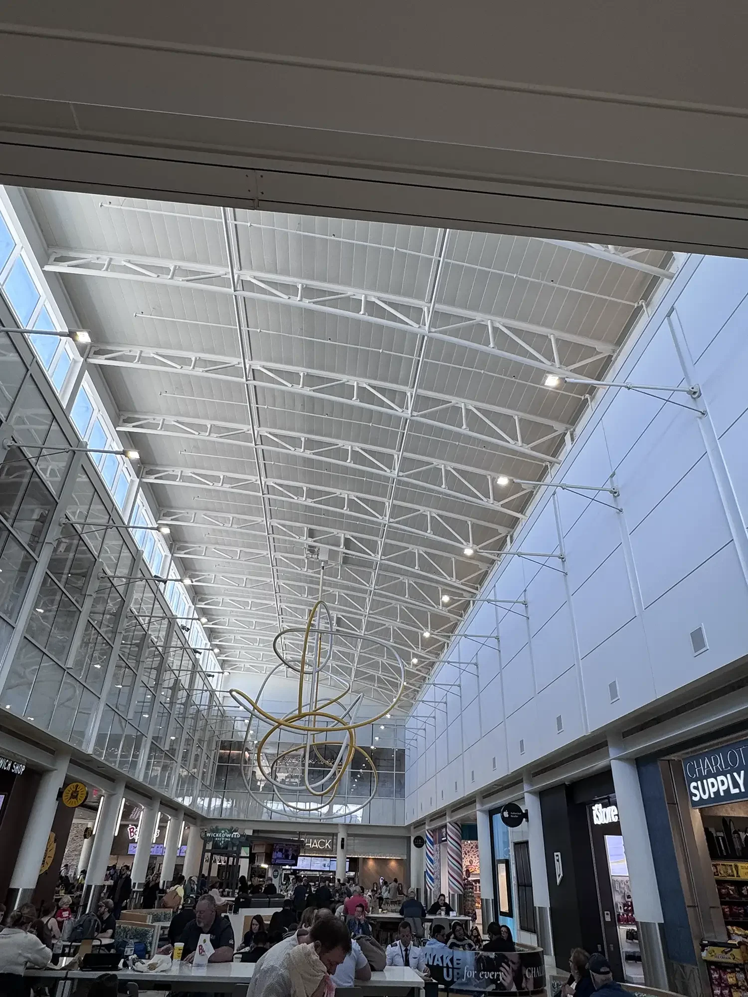 United-Painting-Services_Portfolio_Charlotte-Terminal-Expansion_image-5.webp