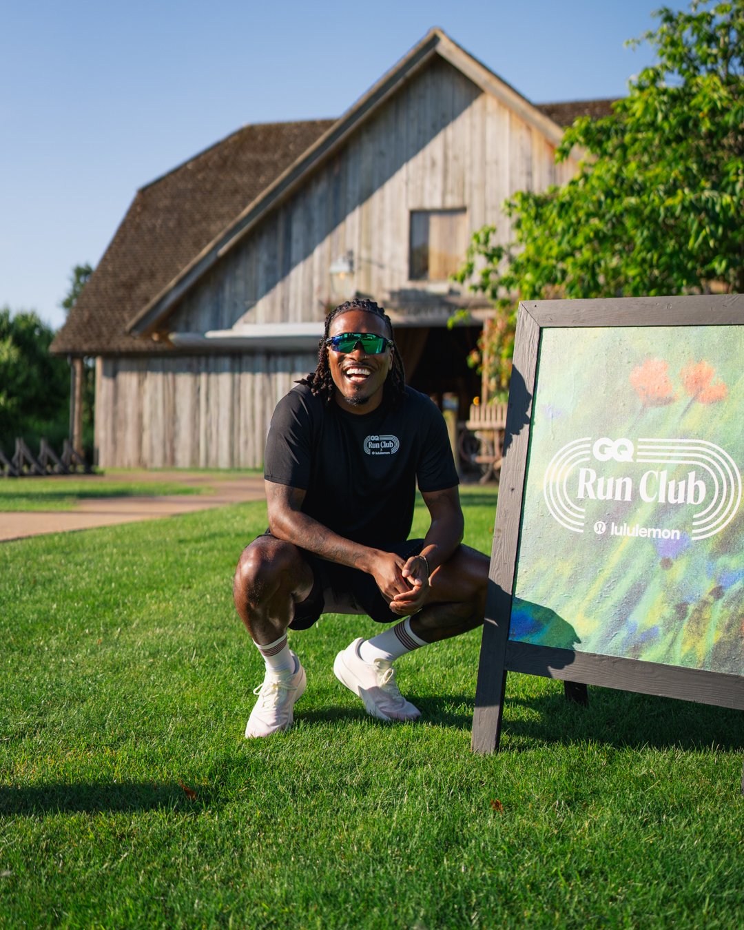 Lululemon ambassador and Runna Coach, Andre Coggins, leading the GQ Run Club at GQ Heroes 2026, photographed by UK event photographer, Alex Gell