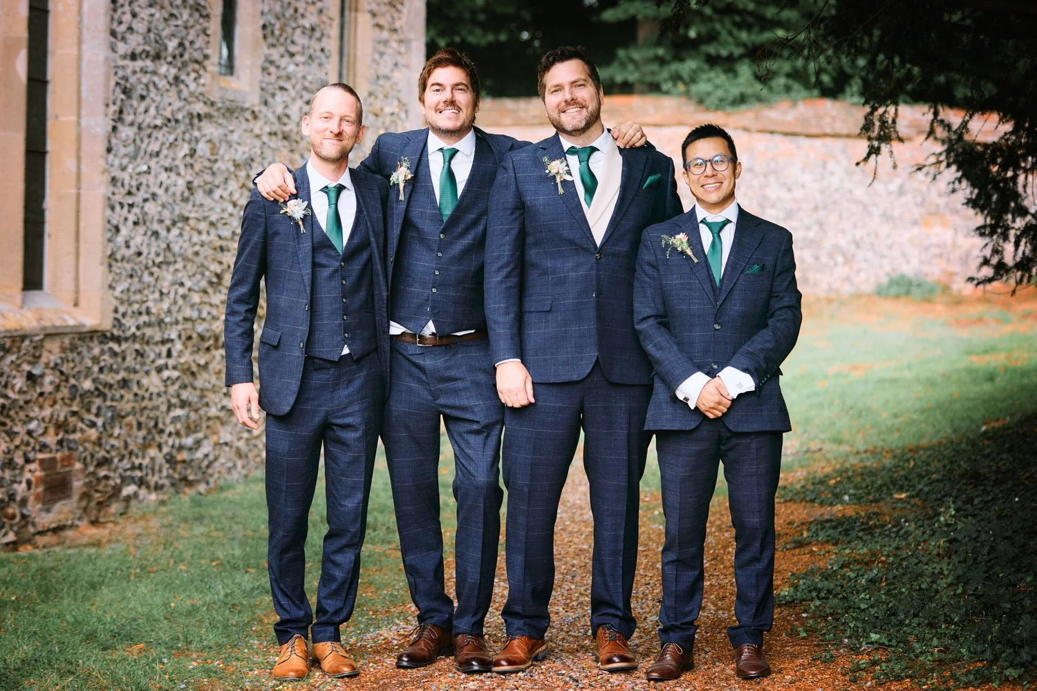 Documentary_Wedding_Photography_By_Alex_Gell_Jack_And_Emma_Newbury_Wedding_Photography_0104.jpg