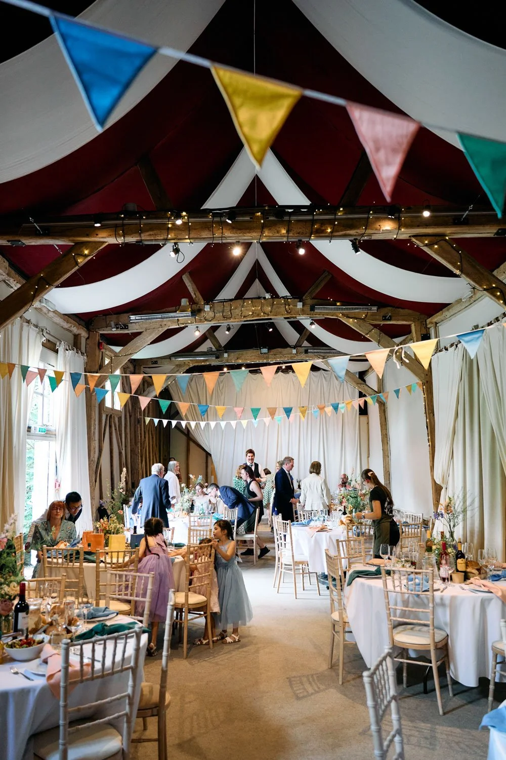 Documentary_Wedding_Photography_By_Alex_Gell_Jack_And_Emma_Newbury_Wedding_Photography_0182.jpg