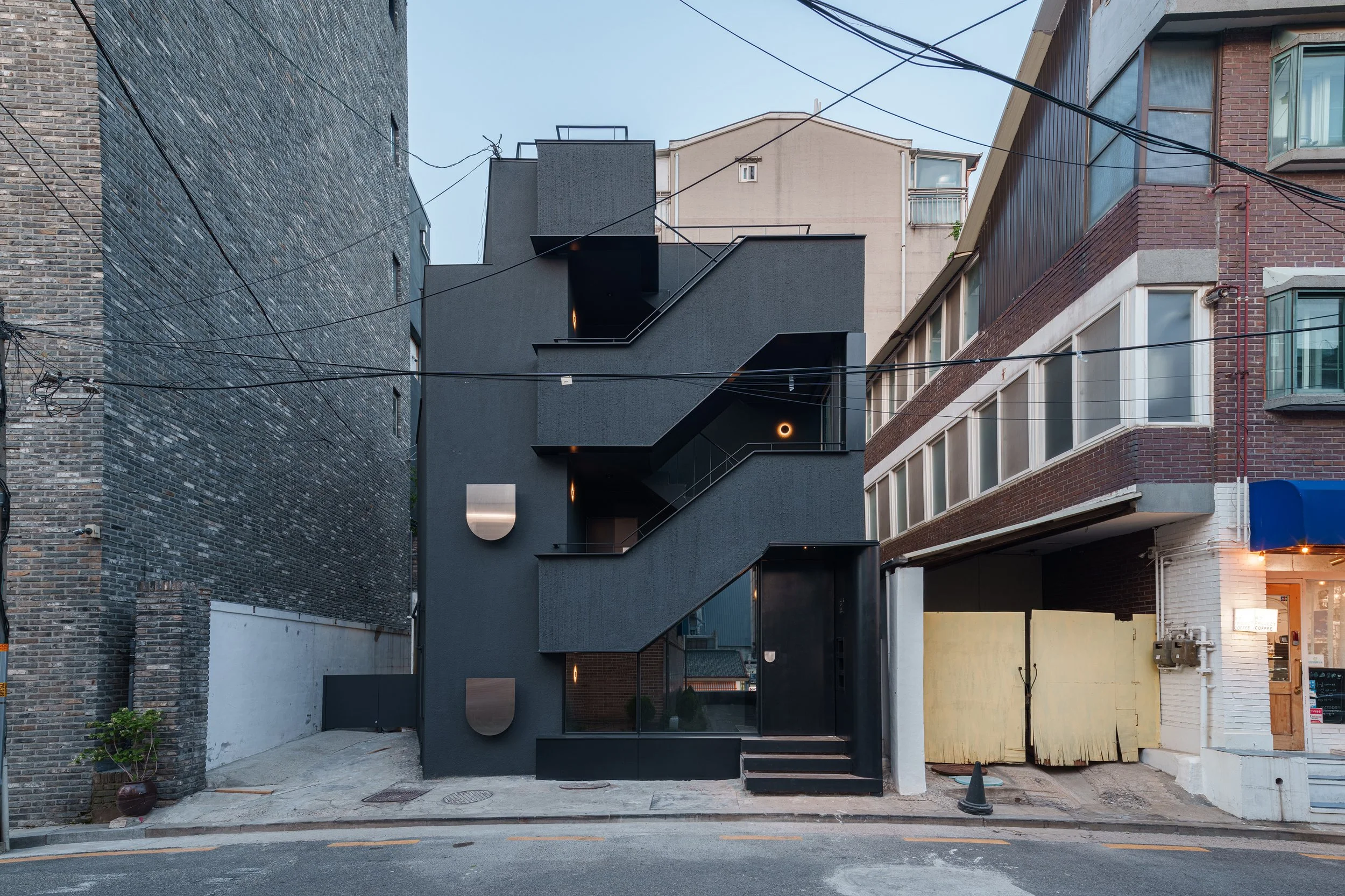 스페이스 한뼘_HandSpace 어반네스트(Urban Nest) 동숭동 다세대 주택 리모델링 대학로 노후주택 리모델링 주택 리모델링 용도변경 대수선
