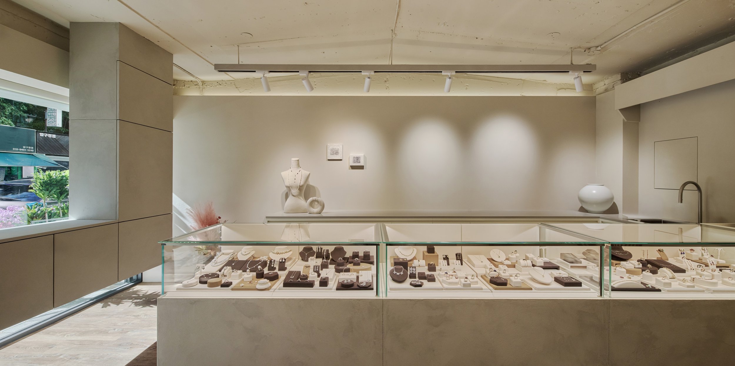 스페이스 한뼘_HandSpace 압구정 강남 소유 쥬얼리 스토어 (soyou jewelry store) 인테리어, 압구정 현대아파트 상가 인테리어