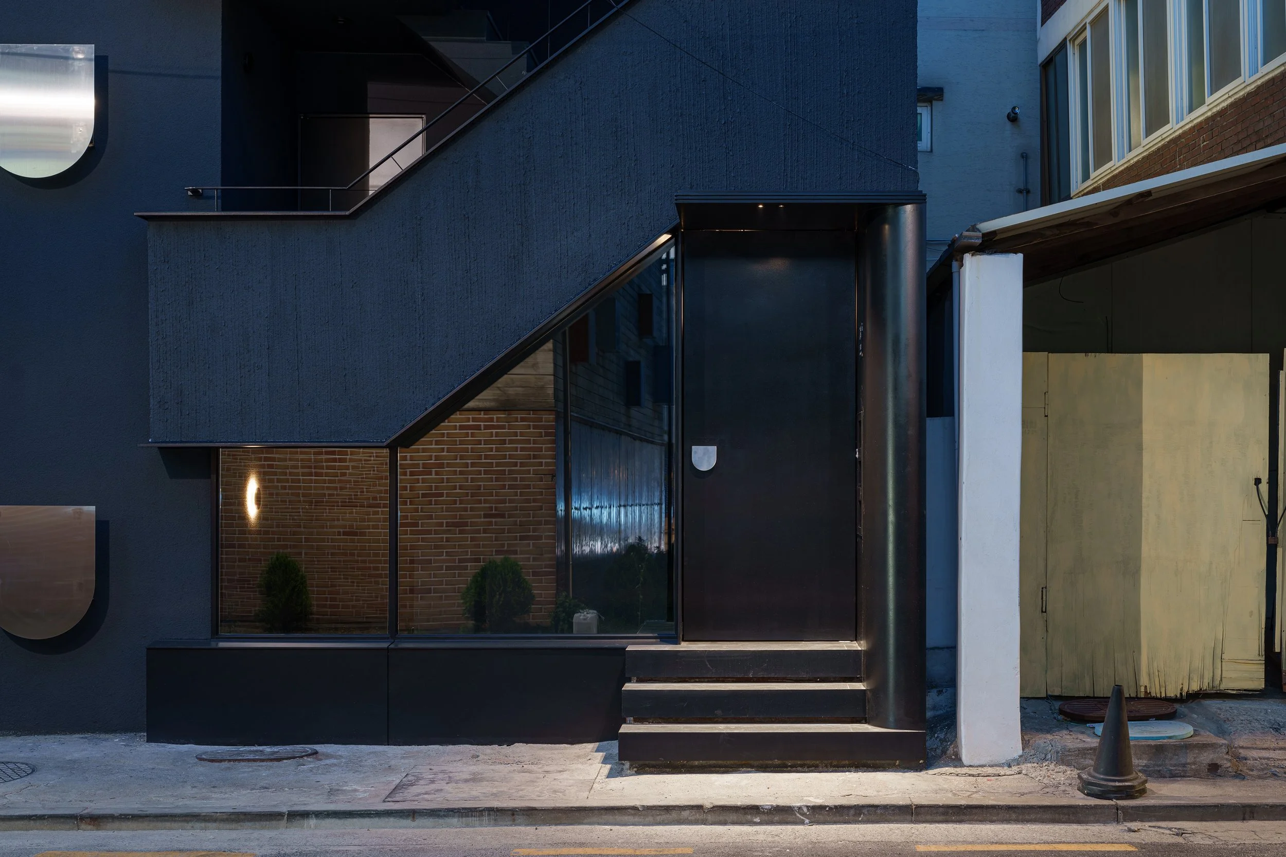 스페이스 한뼘_HandSpace 어반네스트(Urban Nest) 동숭동 다세대 주택 리모델링 대학로 노후주택 리모델링 주택 리모델링 용도변경 대수선