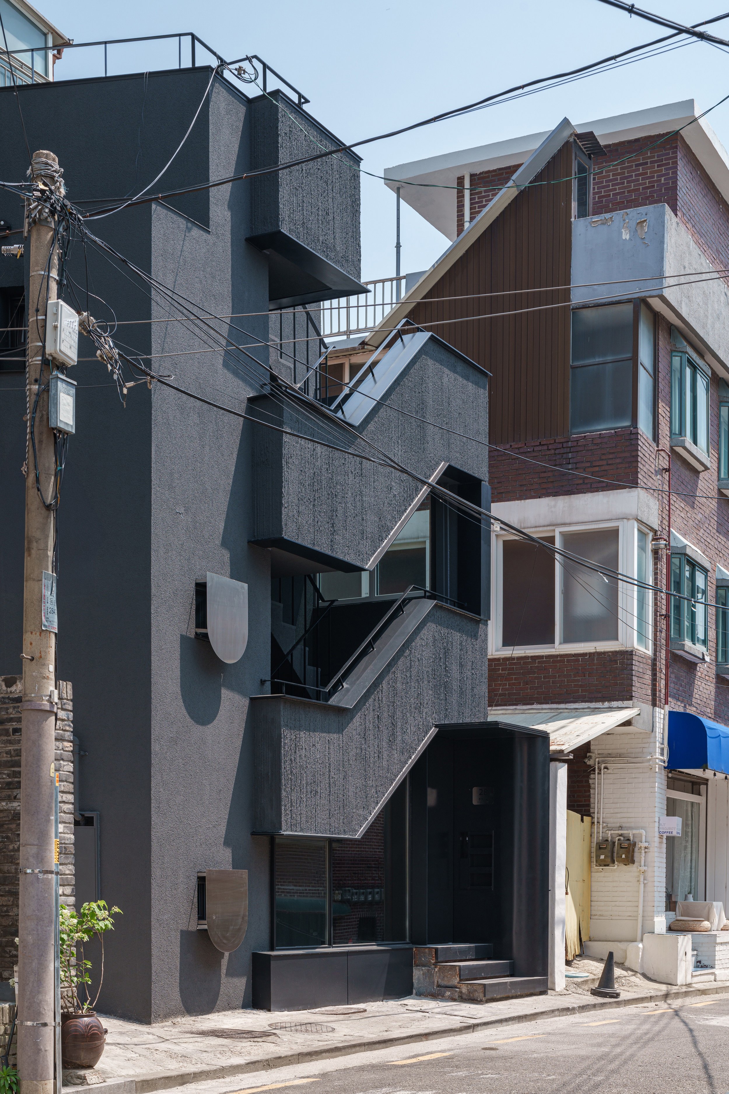 스페이스 한뼘_HandSpace 어반네스트(Urban Nest) 동숭동 다세대 주택 리모델링 대학로 노후주택 리모델링 주택 리모델링 용도변경 대수선