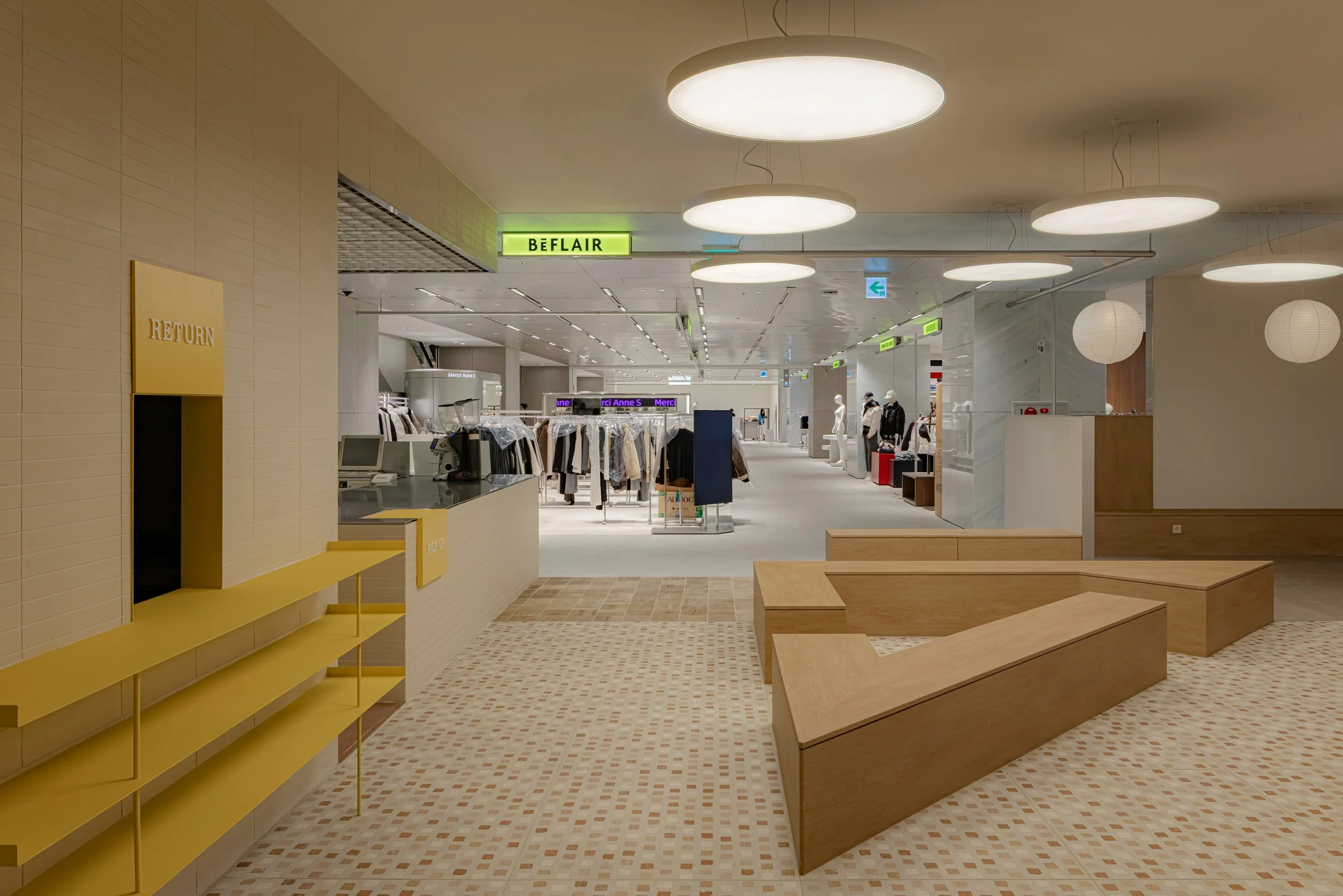 -Constructed by 스페이스 한뼘_HandSpace 노원롯데백화점 비플레어 상업공간 인테리어