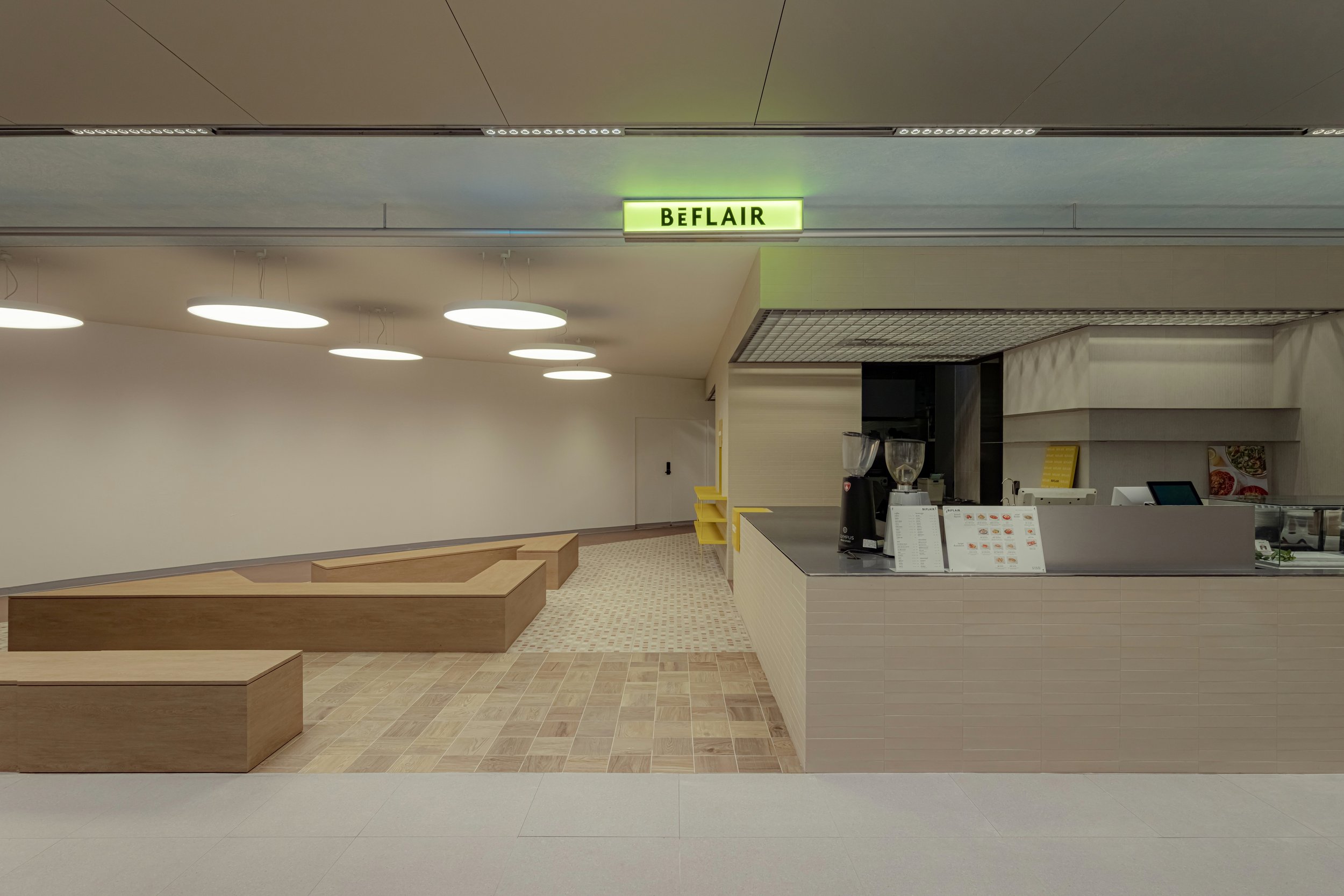 -Constructed by 스페이스 한뼘_HandSpace 노원롯데백화점 비플레어 상업공간 인테리어