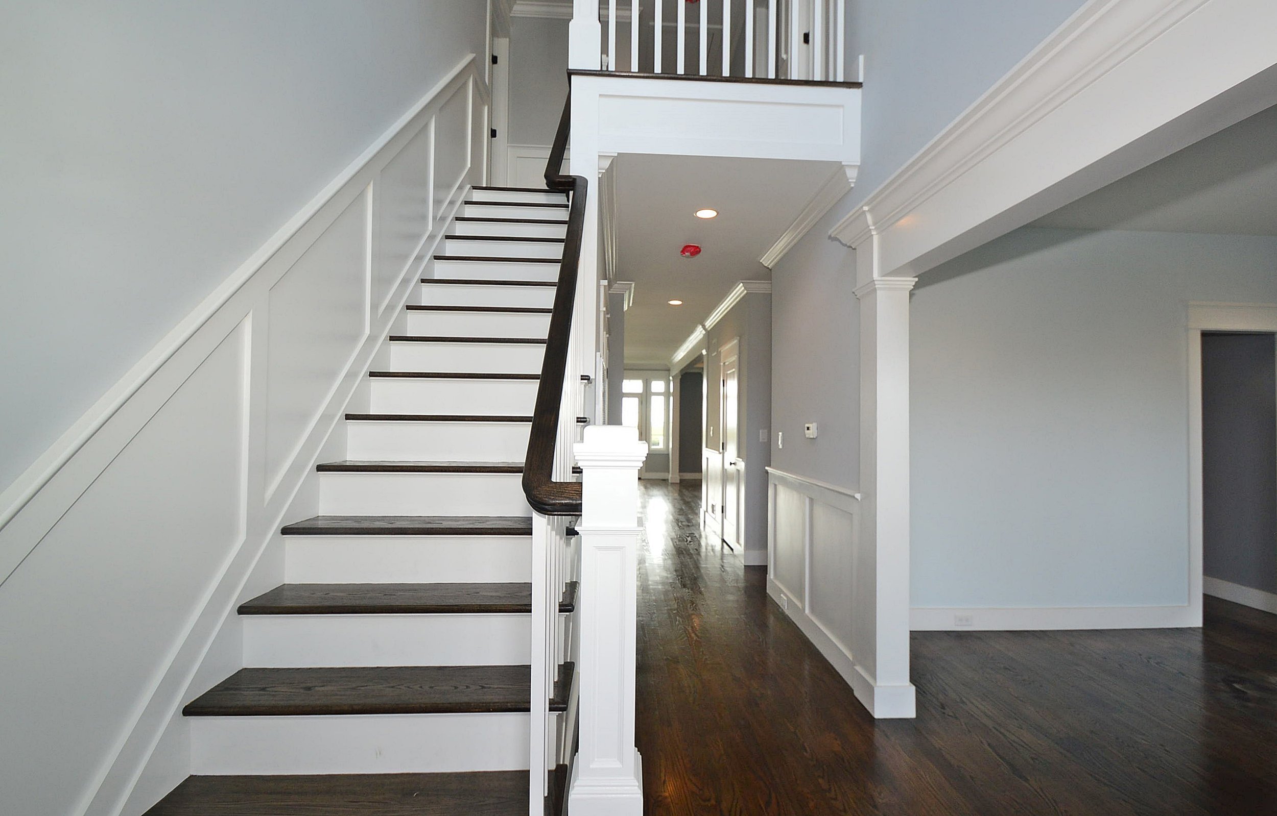 foyer staircase-hallway.JPG