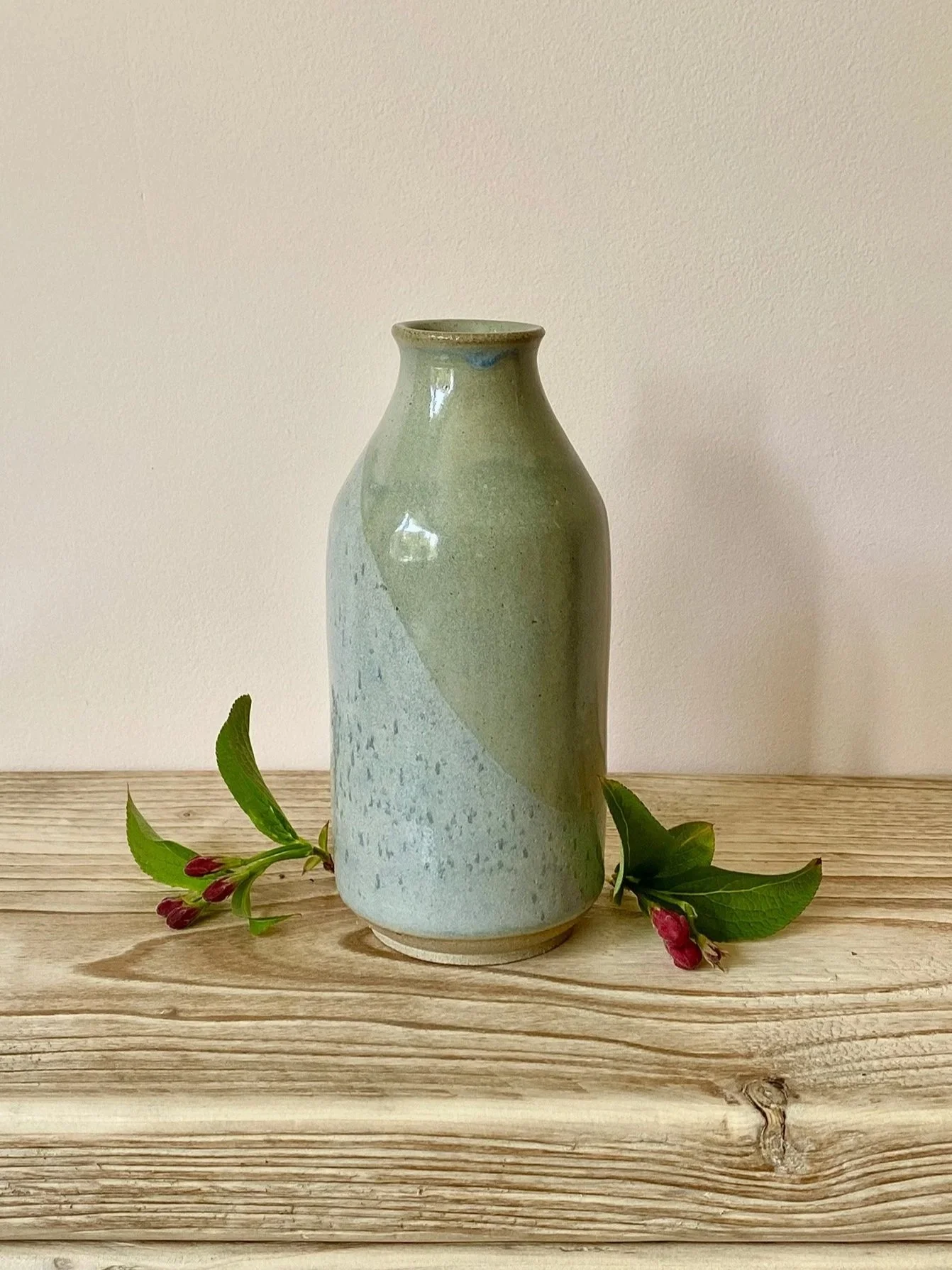 188.green-bottle-main-image.jpg
