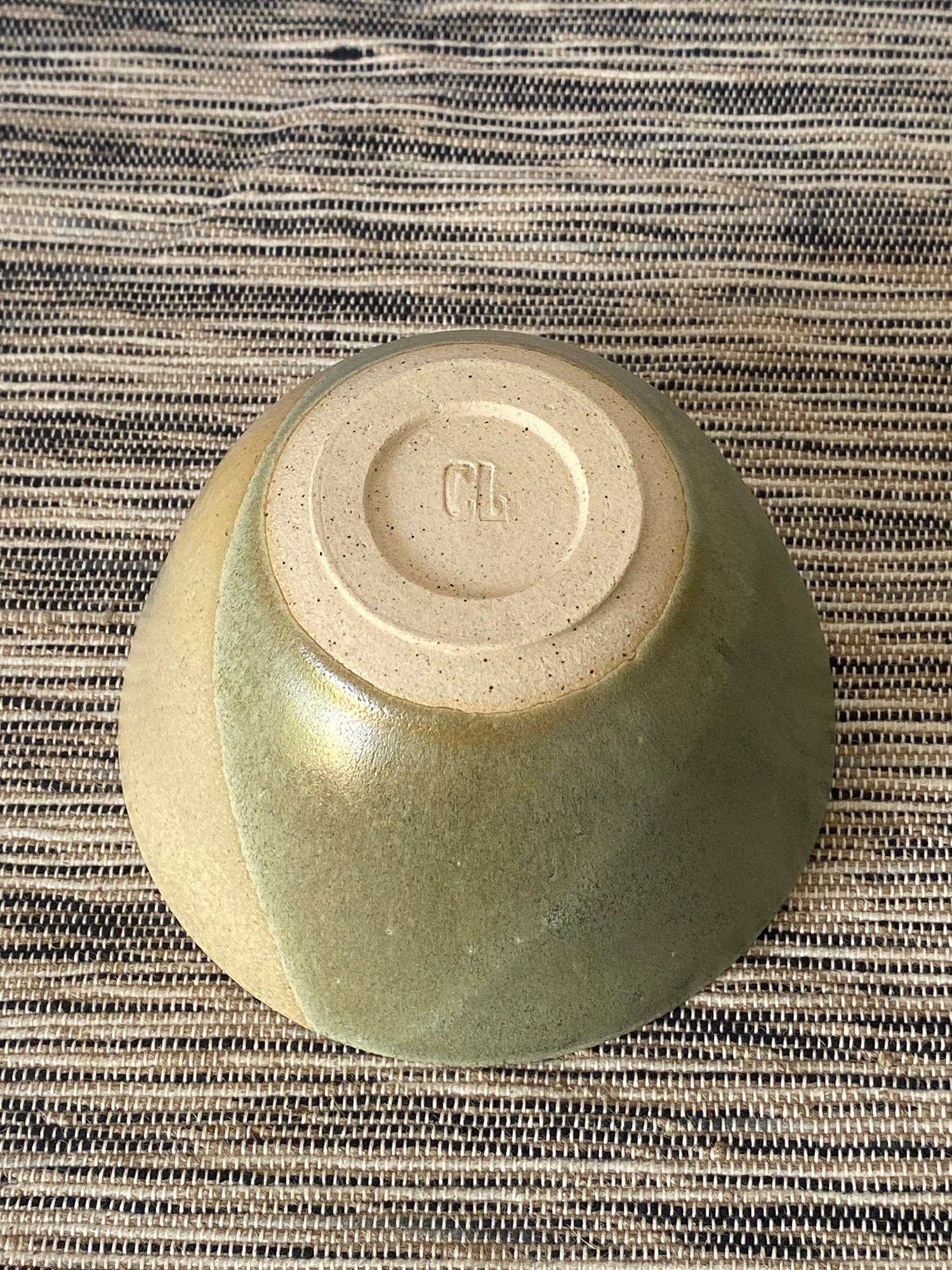 195. handmade-bowl.jpg