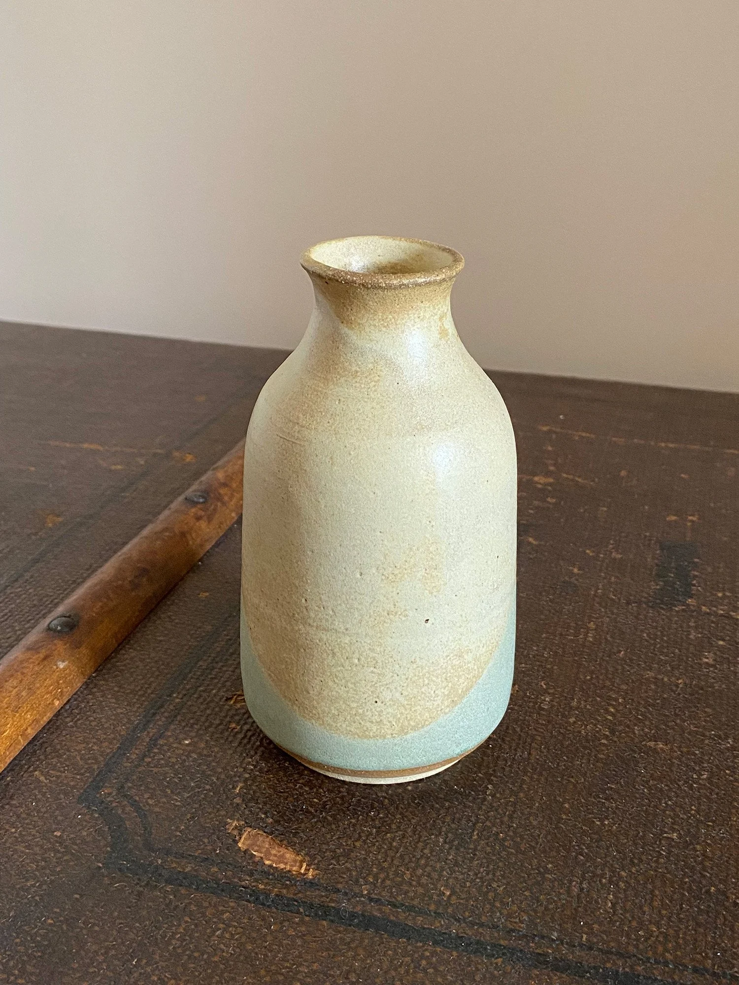 bottle-oatmeal-stoneware-handmade-back.jpg