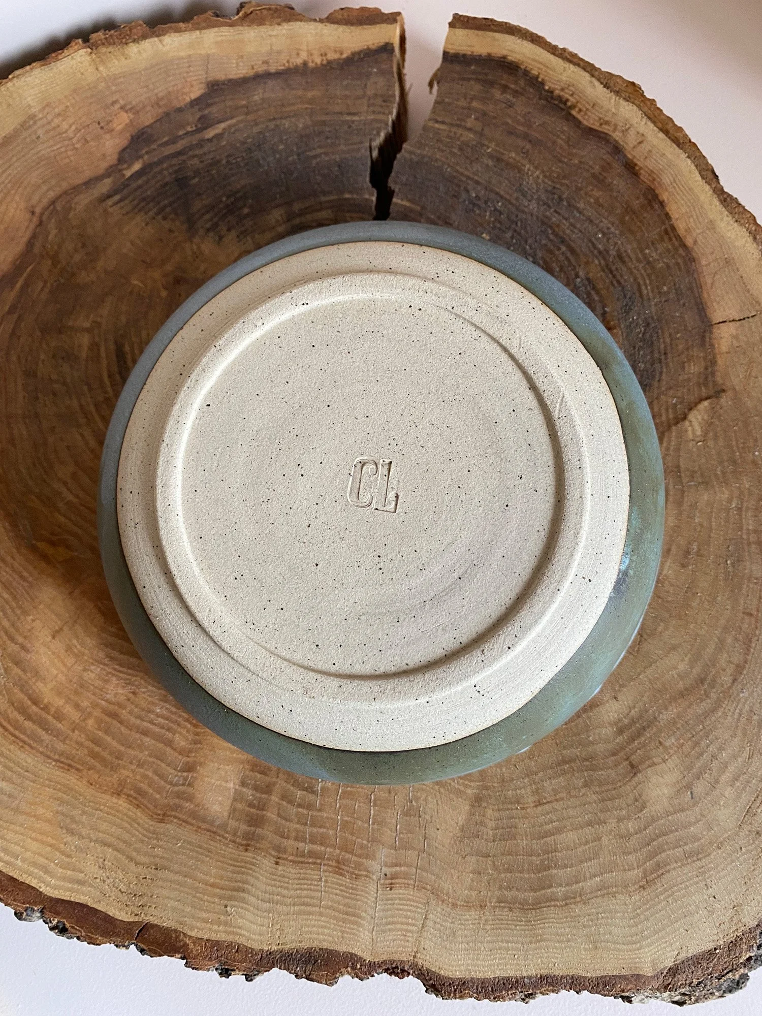 185.pair-stoneware-bowls-base1.jpg