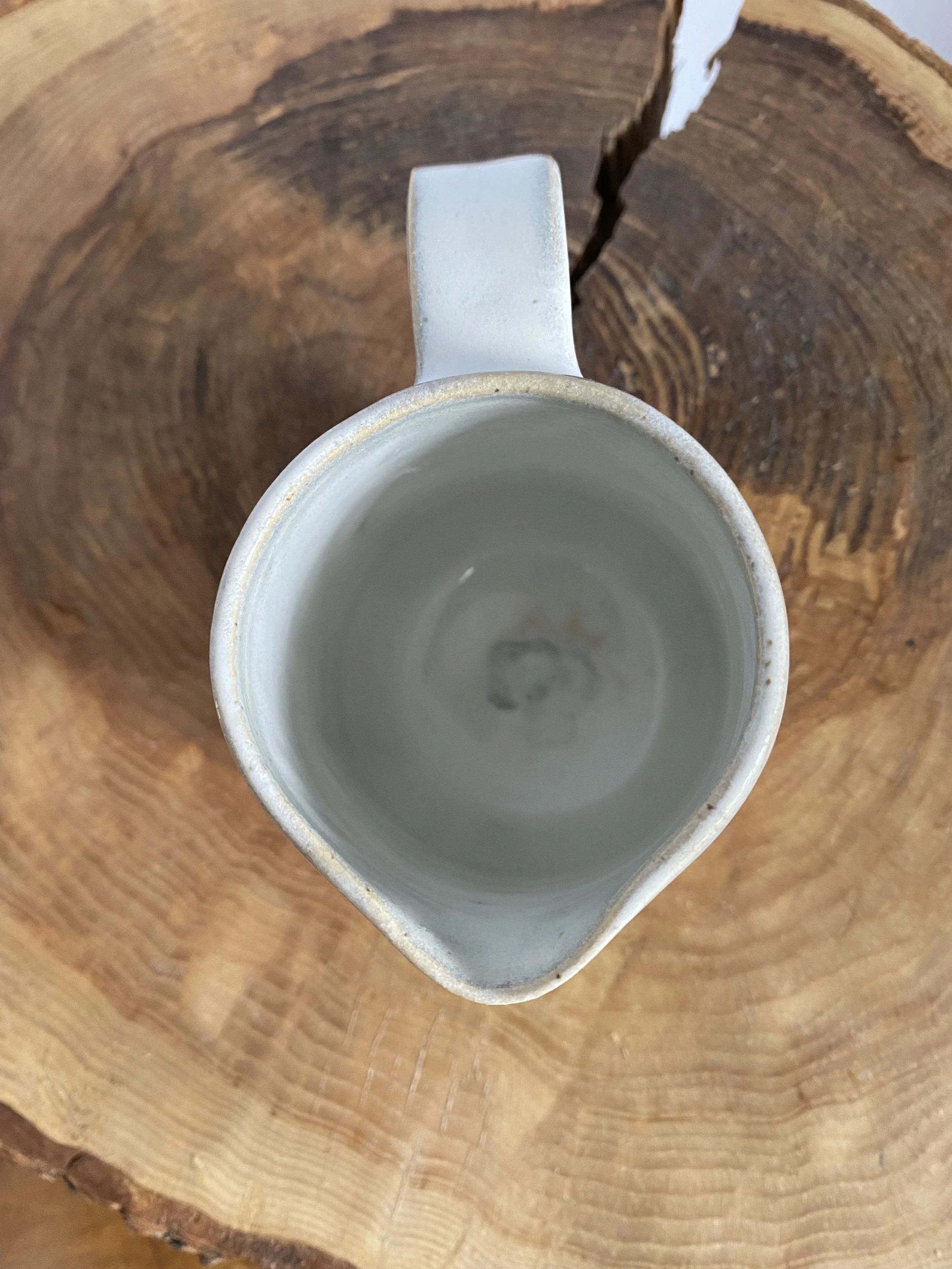 182.cream-blue-jug-spout.jpeg