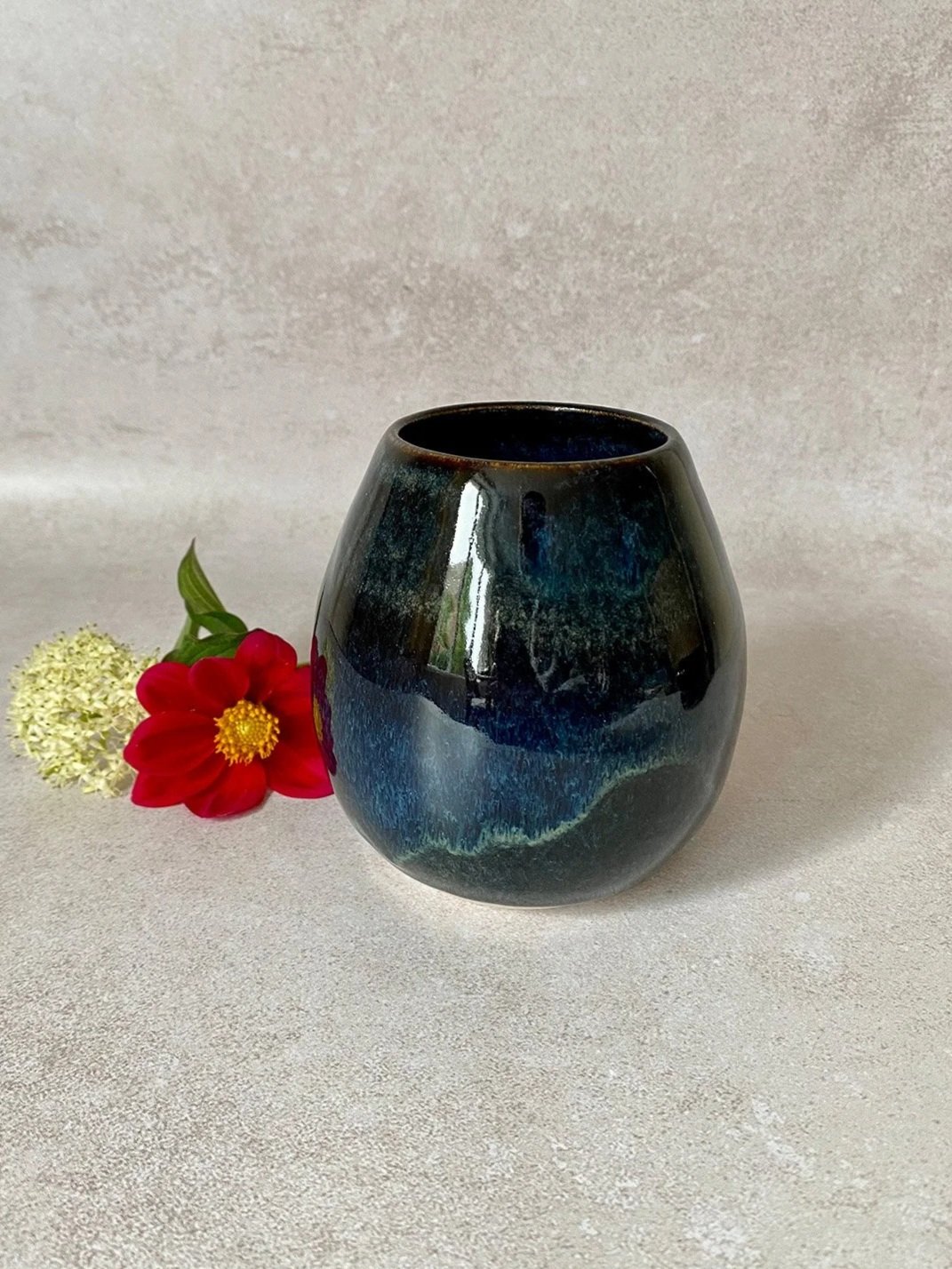 blue-vase.jpg