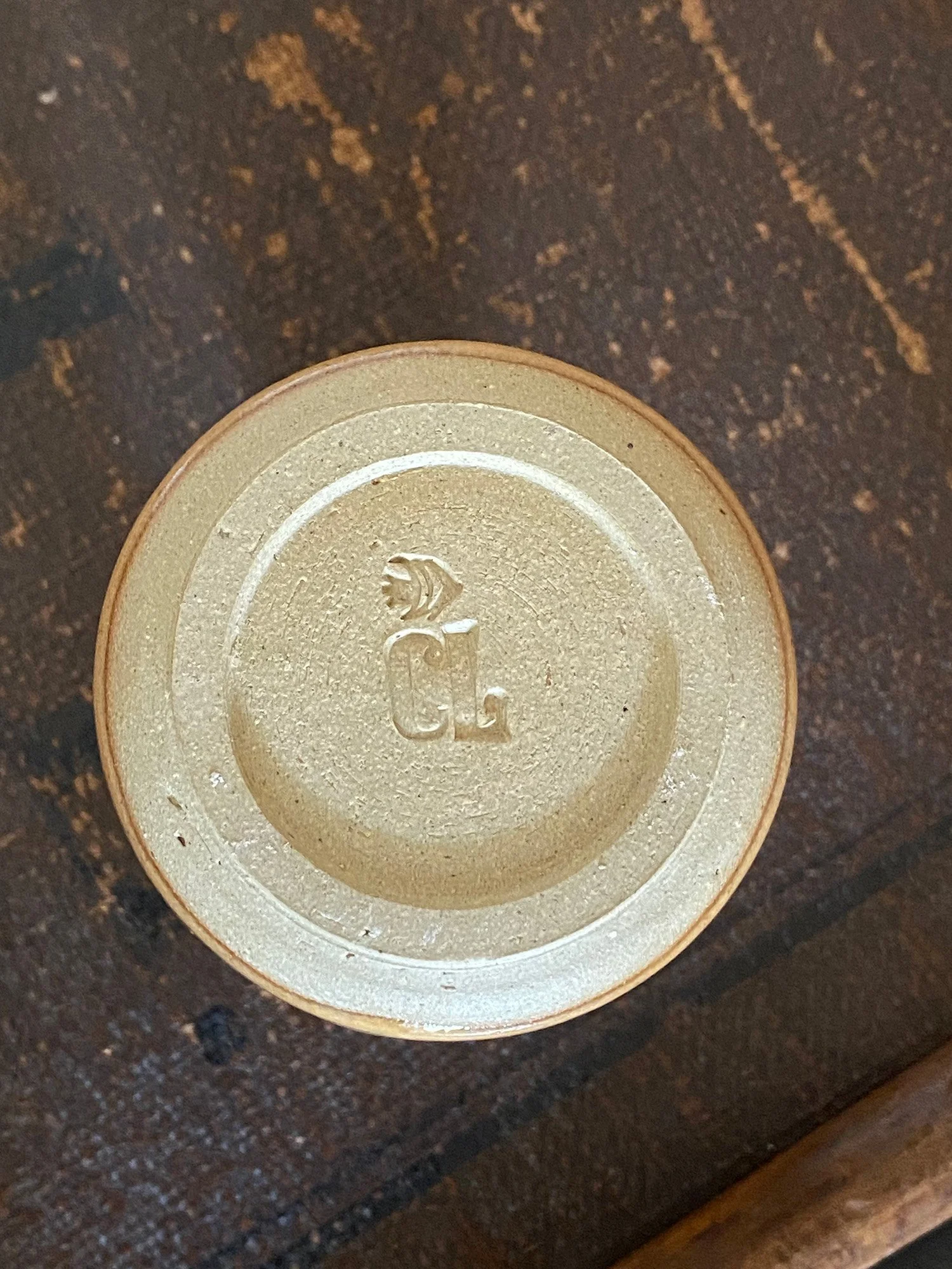 187. Tan-Bottle Vase-Base.jpg
