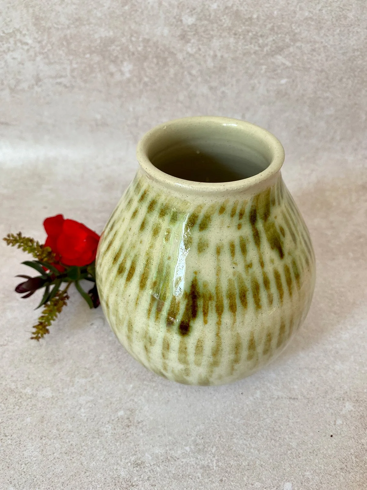 olive-green-vase.jpg