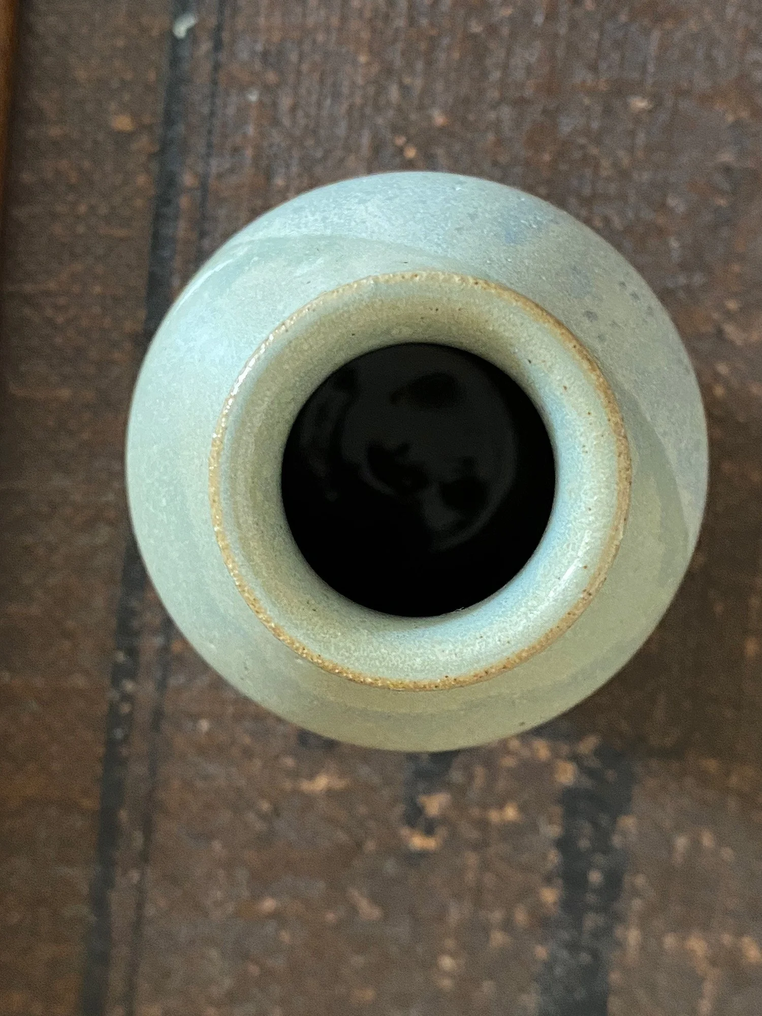 188.green-bottle-rim.jpg