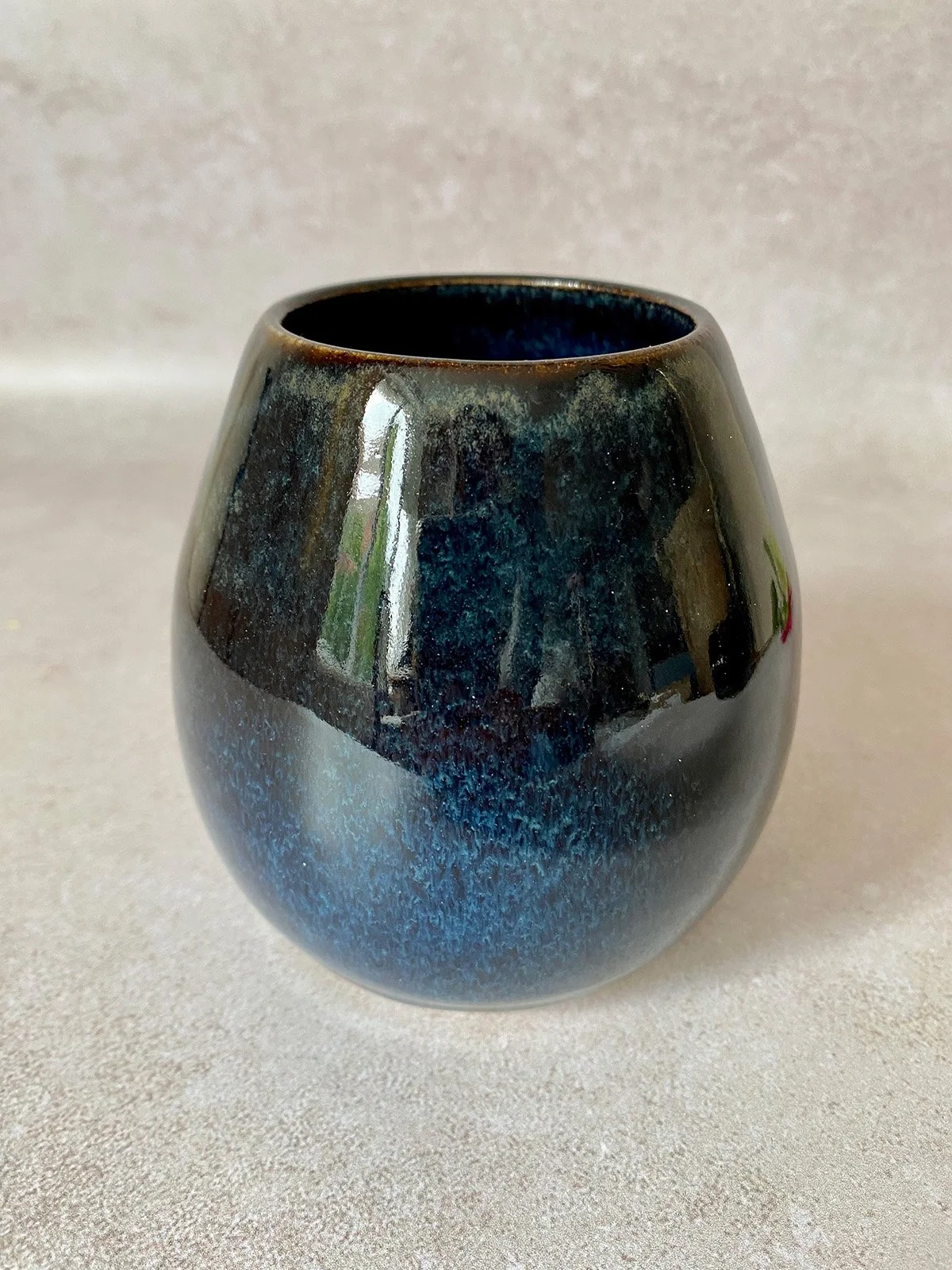 midnight-sapphire-vase.jpg
