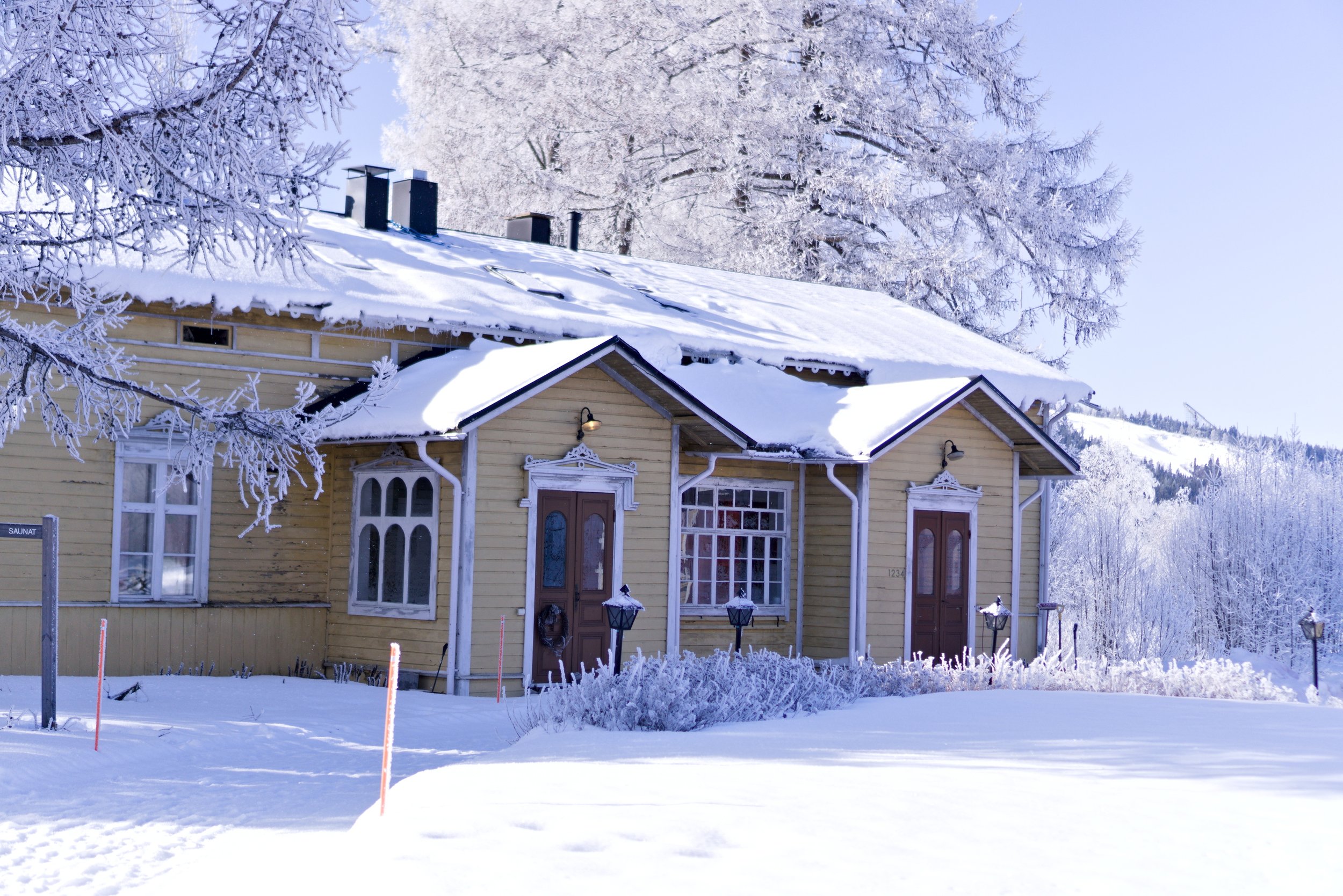 HAAPALA FARM STAY MANSION COUNTRYSIDE FINNISH BEST AUTHENTIC STAY SOTKAMO KAINUU ARCTIC LAKELAND FINLAND HOTEL ACCOMODATION ROOMS