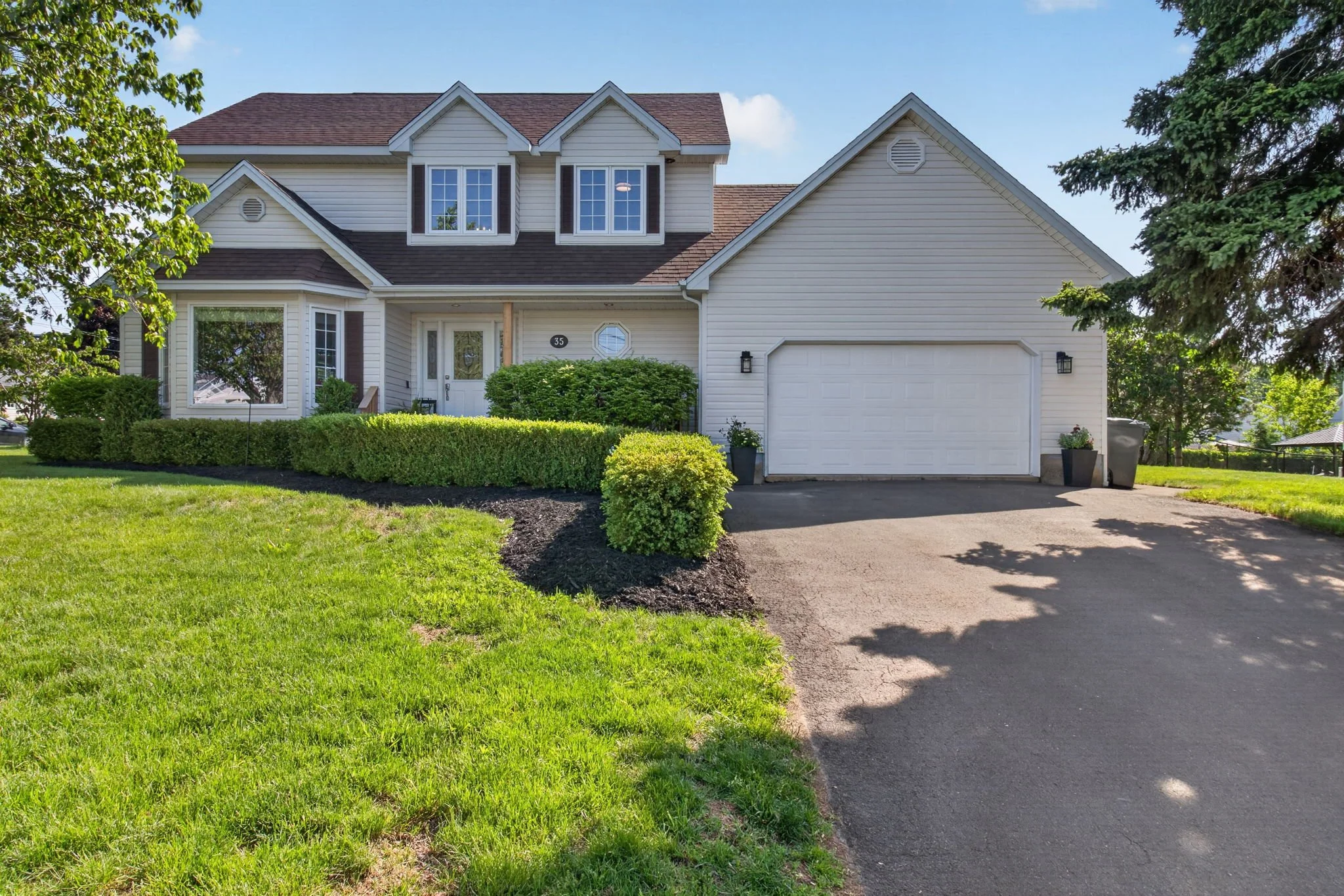 Available - 35 Frizzell - MLS® System 	NB141790