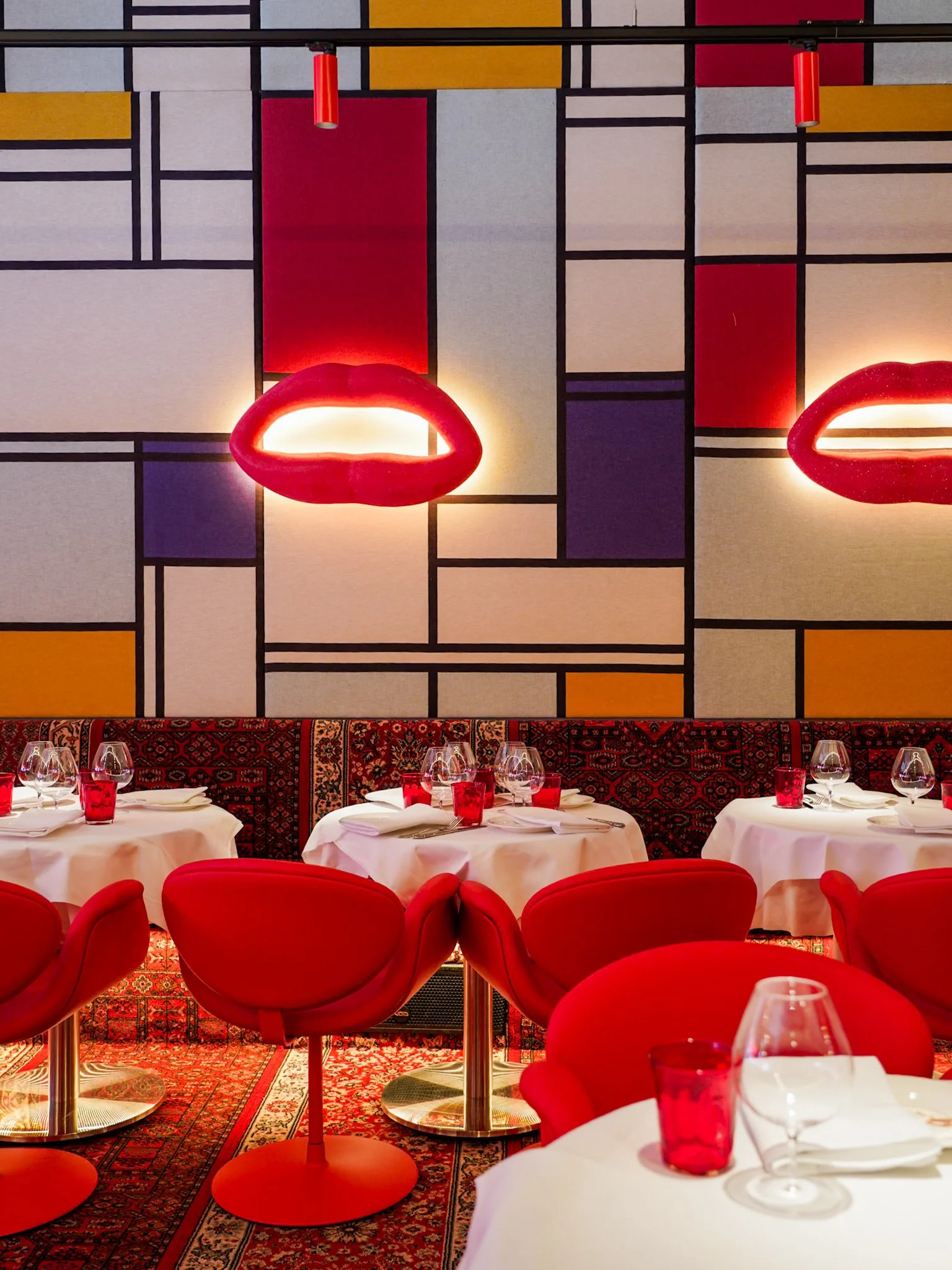 RmariusB for Bisous Amsterdam