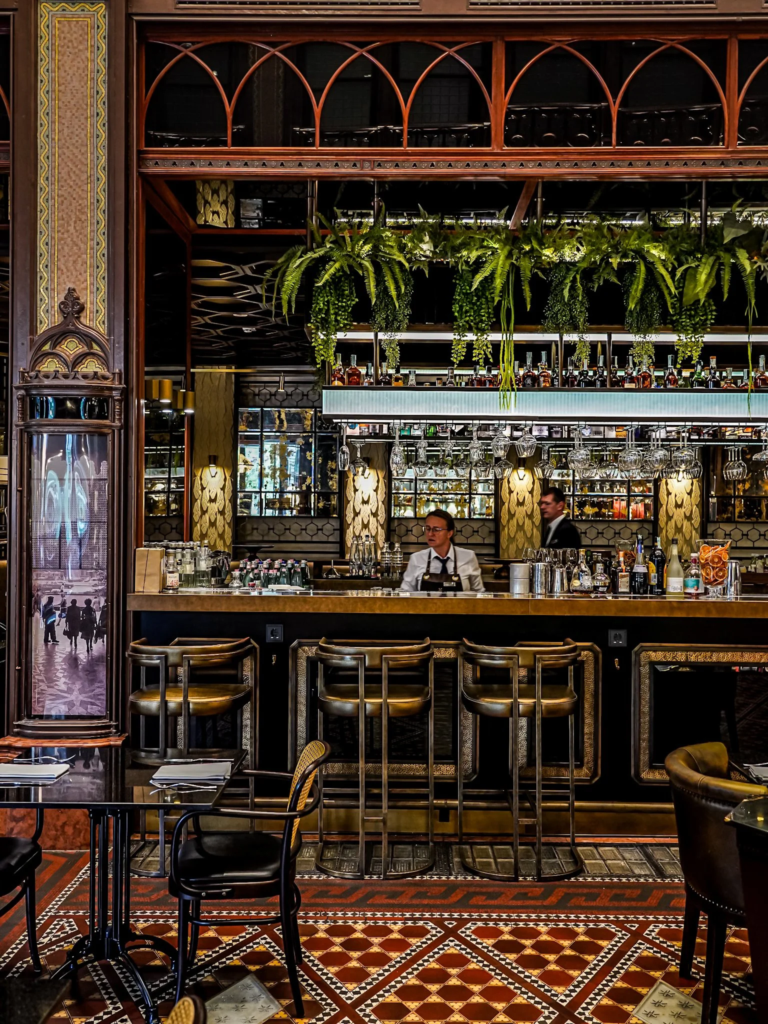 RmariusB Parisi Udvar 3.jpg