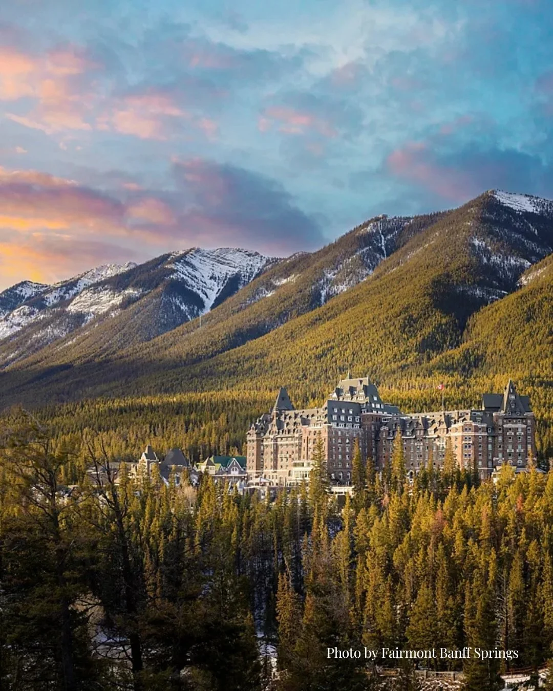2️⃣9️⃣ of 52&hellip; Canada

Ready for an epic World Cup trip to Canada? Stay in one of my bucket list hotels, the @fairmontbanff, and then take the legendary @rockymountaineer train to Vancouver to catch a match!

Need help with planning, tickets, d