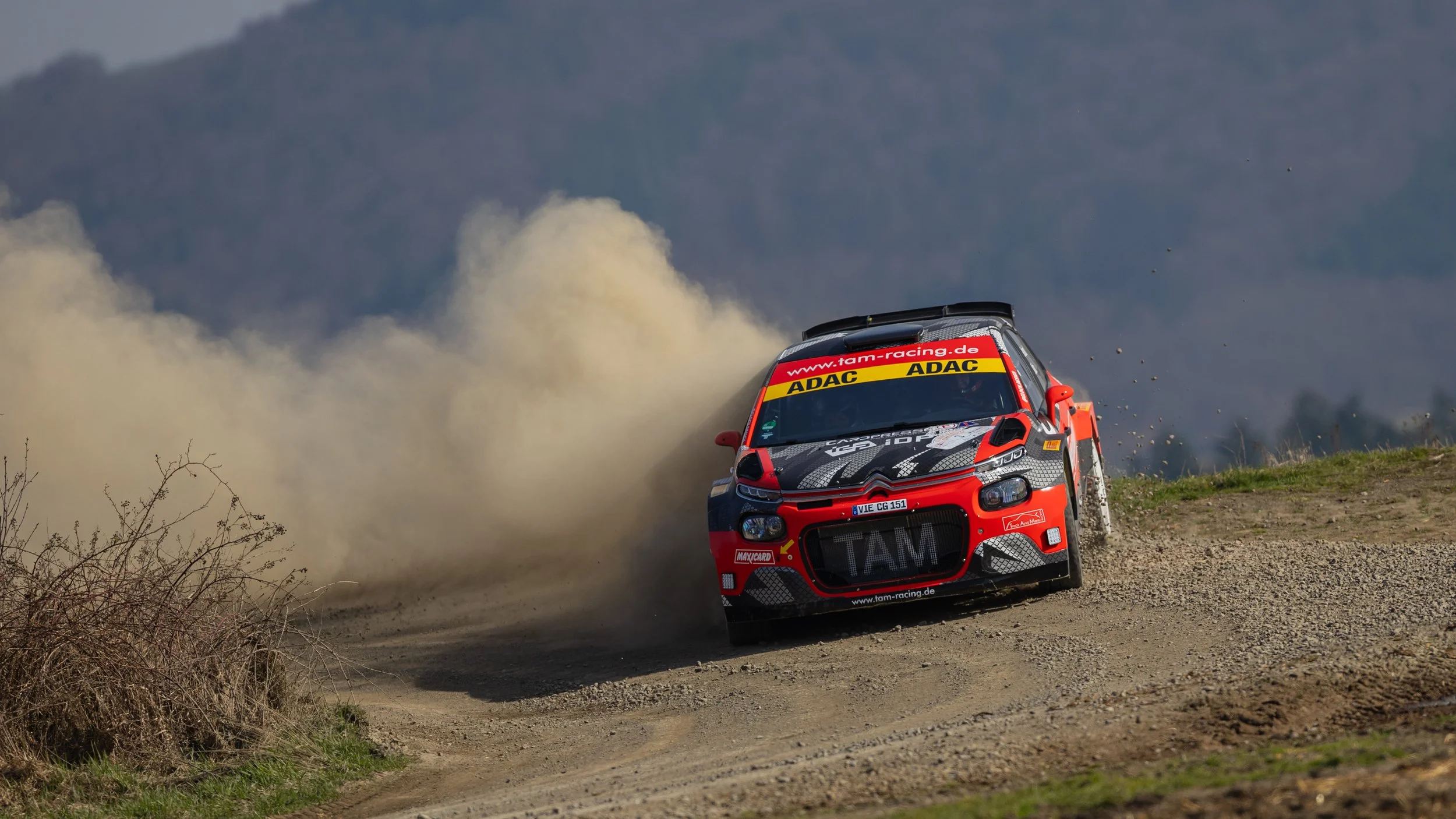 Rally-album-2965.jpg