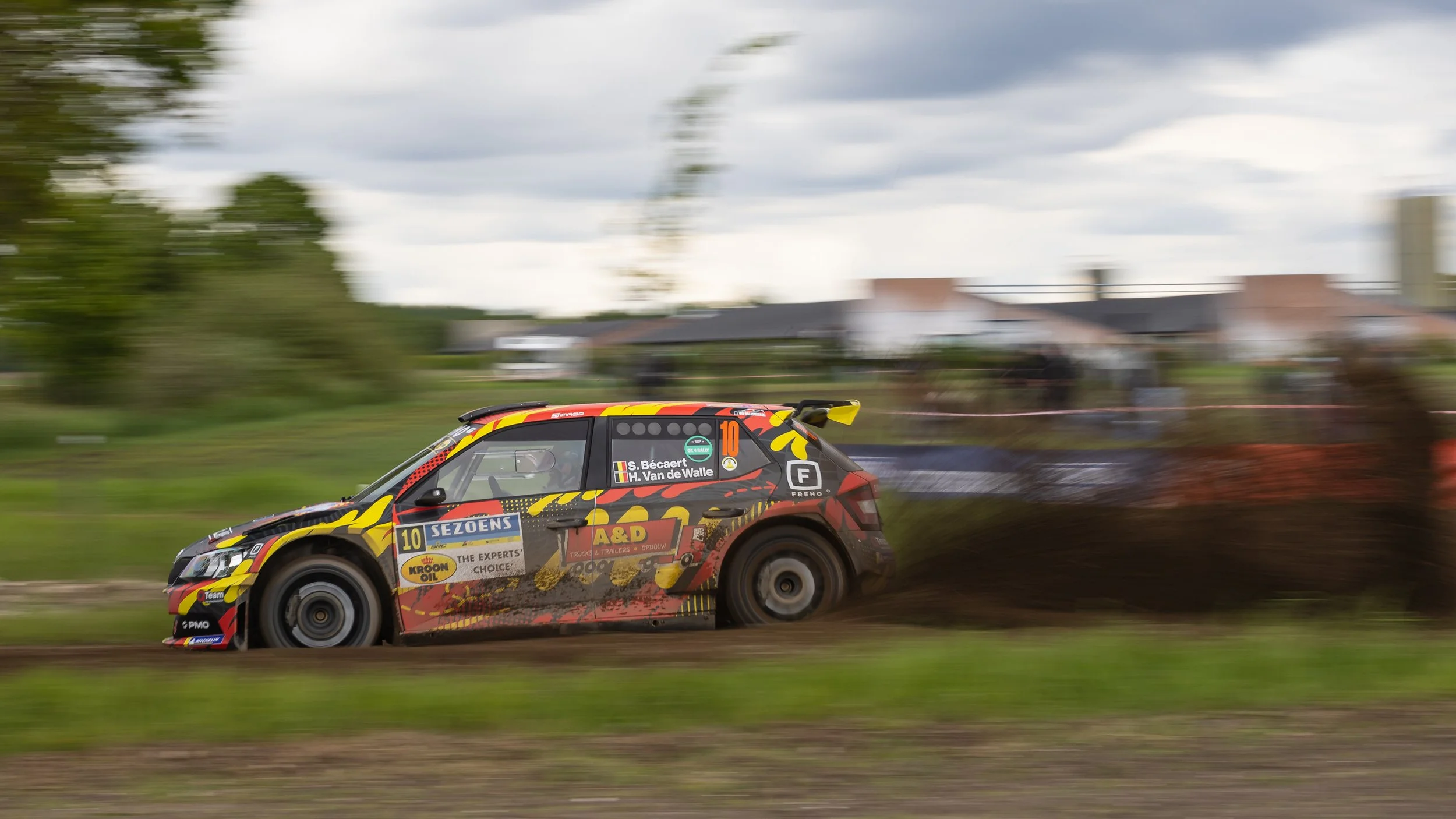 Rally-album-8384.jpg