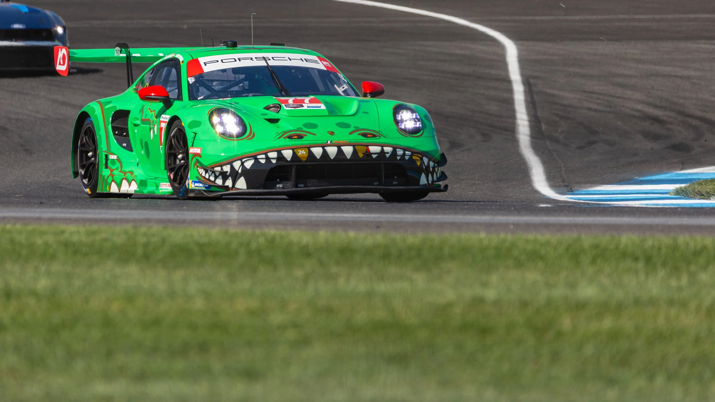 imsa-album-1.jpg