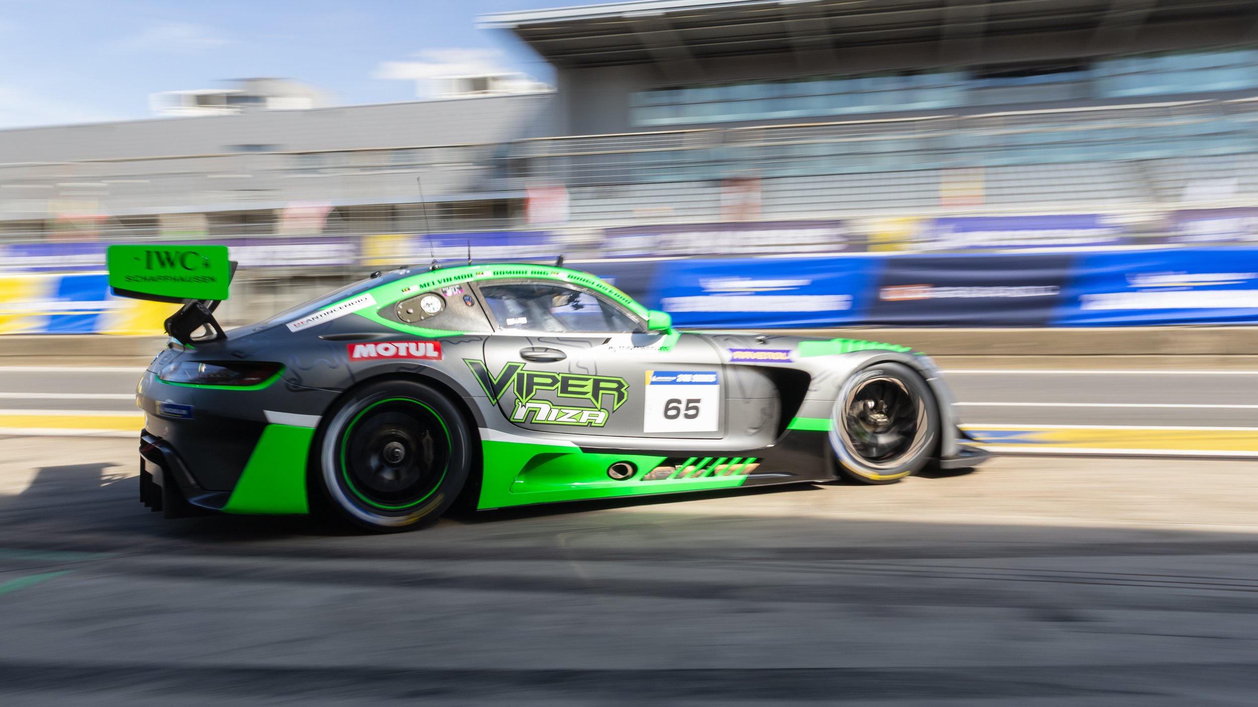 24h-series-nbr-album-9450.jpg