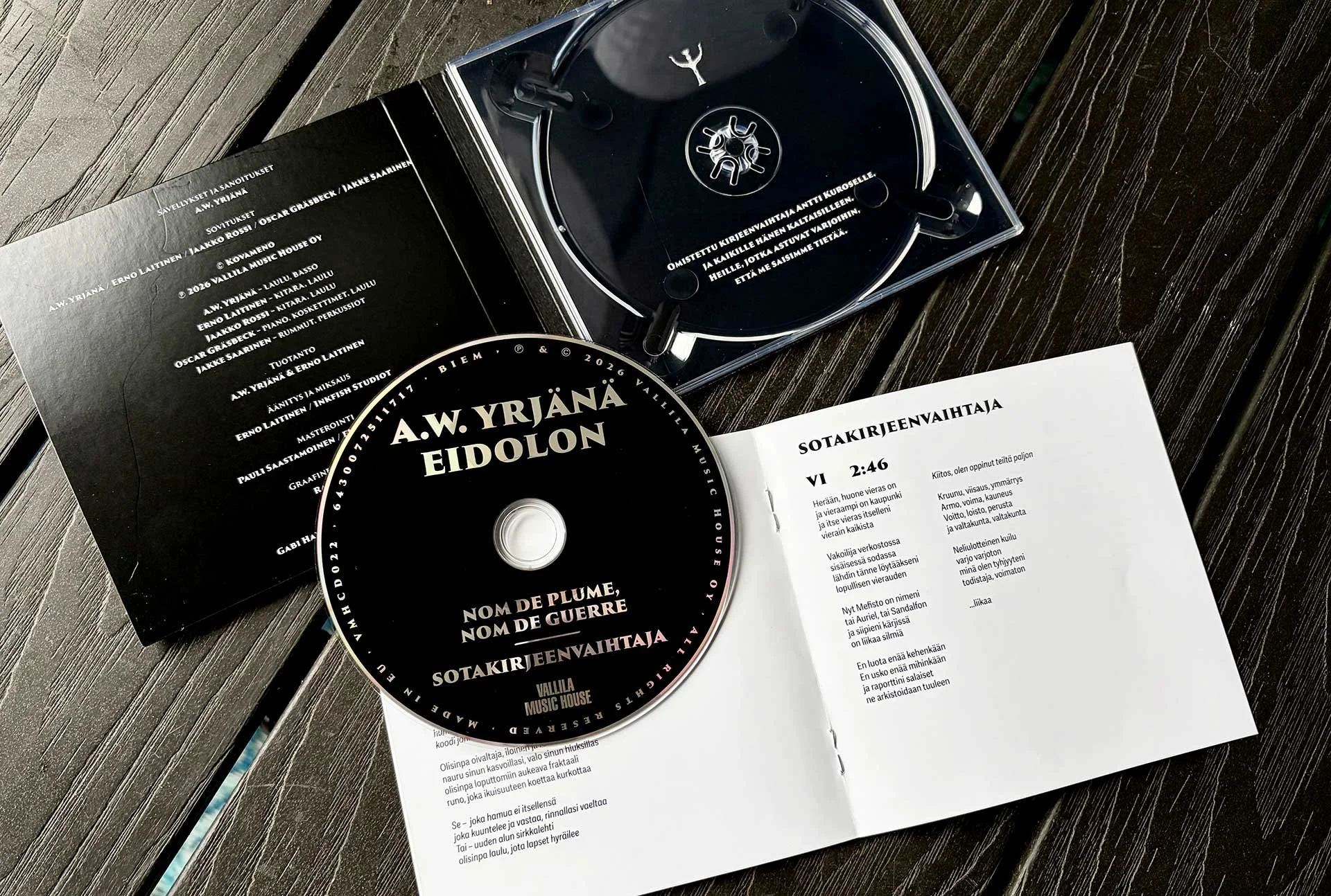 Sotakirjeenvaihtaja Antti Kuronen kuunteli Eidolon-albumin - “Todella, todella hienoa musiikkia!”