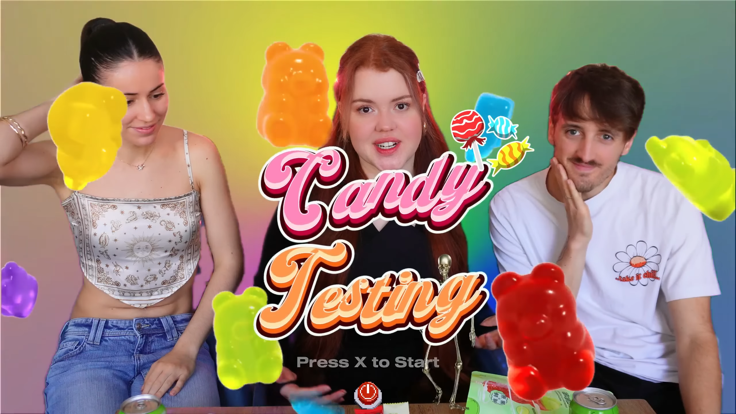 Drei junge Menschen vor einem bunten Hintergrund, umgeben von Gummibärchen, Lutscher und Süßigkeiten, mit der Aufschrift "Candy Testing".