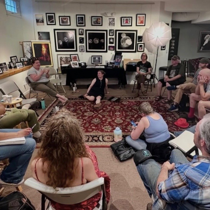 JOIN THE CONVERSATION.

What happens when we make things together?

September's Art to Art conversation, It&rsquo;s Bigger Than Us, is about collaboration, community + creative partnership, 
and we'd like to hear from you before we gather.

Our Septe