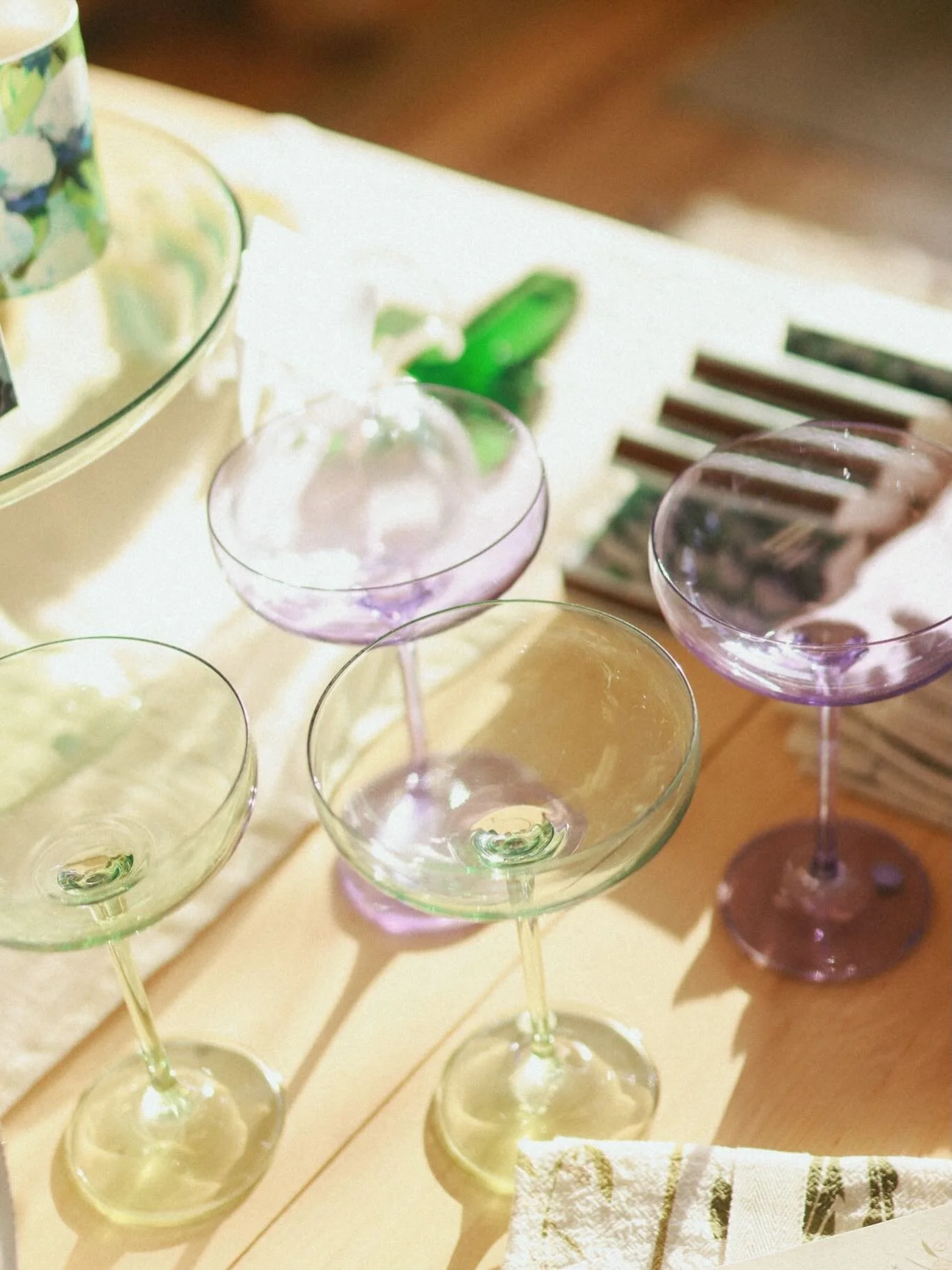 Some shots from @shopatsmallbatch Thirsty Thursday sip and shop! I have loved gifting my loved ones pieces from this shop and it&rsquo;s such a privilege to now have them as a client! New Bern locals and beach goers, stop in and grab the PERFECT deco