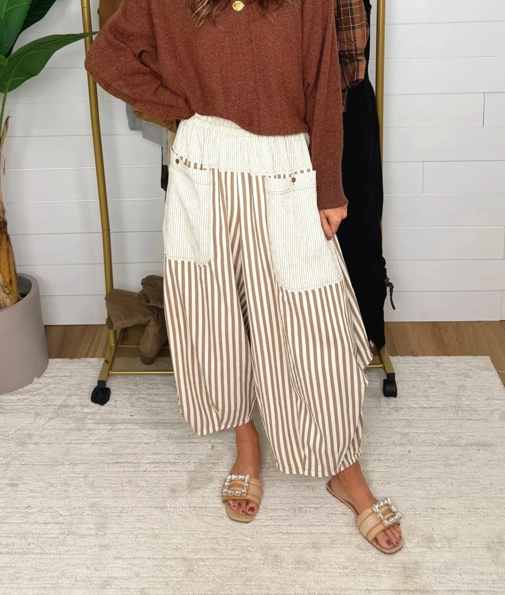 Mocha Mousse Baggy Pants