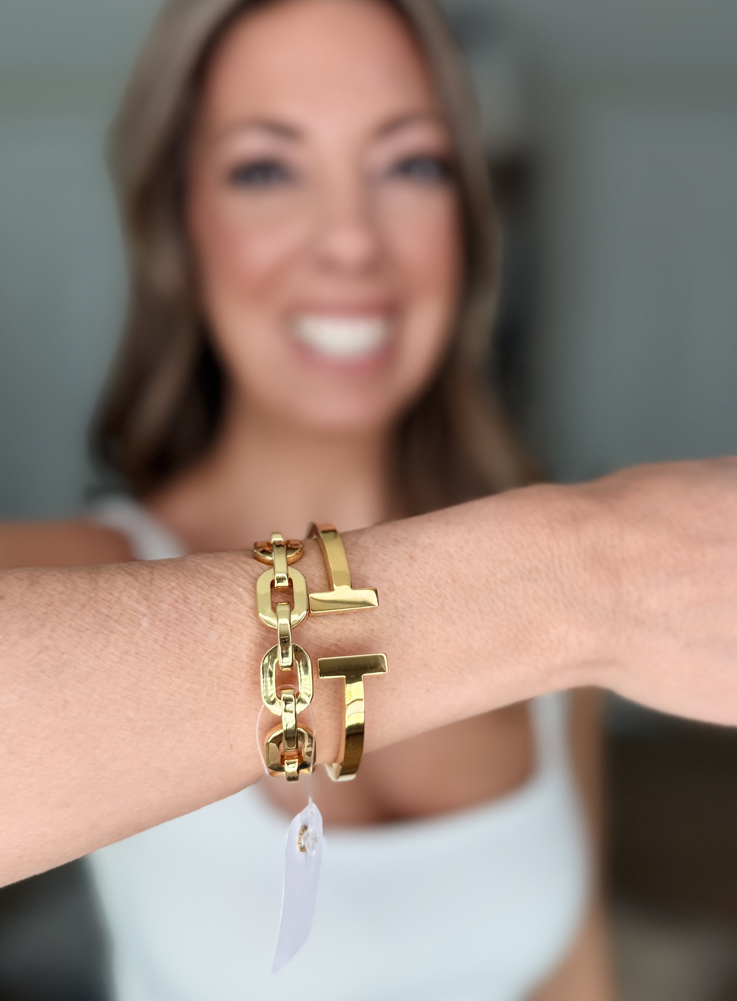 Sahira Kaye Bold Link Bracelet- Large