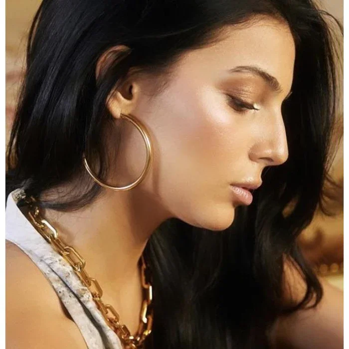 clara-hoop-earrings-sahira-jewelry-design-384644.webp