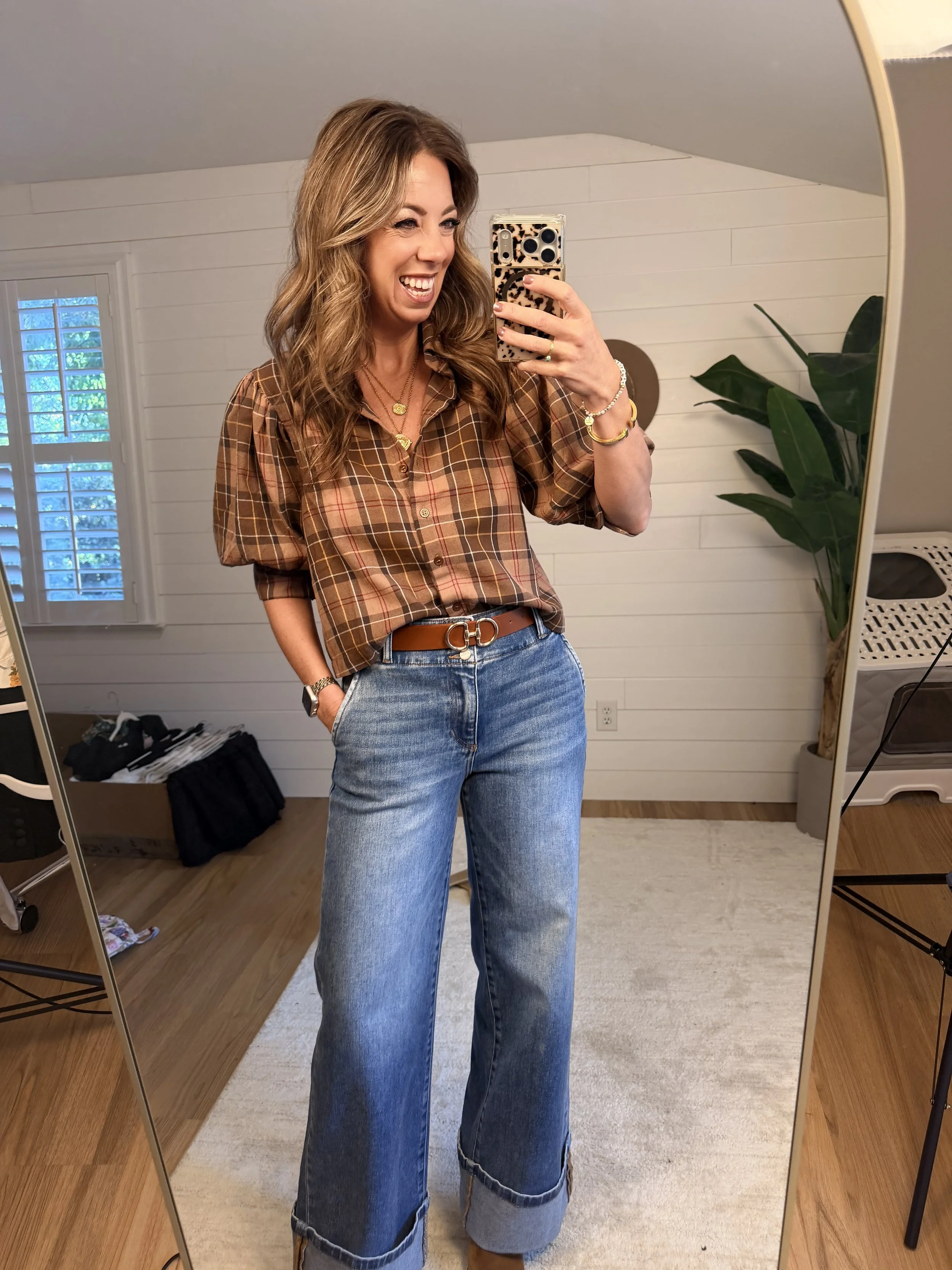 Risen High Rise Wide Cuffed Jeans 3 Button Top
