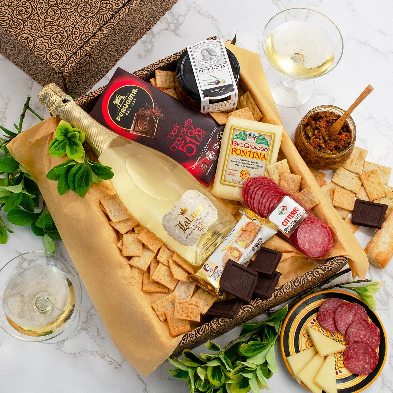 Italian Non-Alcoholic Sparkling Wine & Antipasto Gift Box