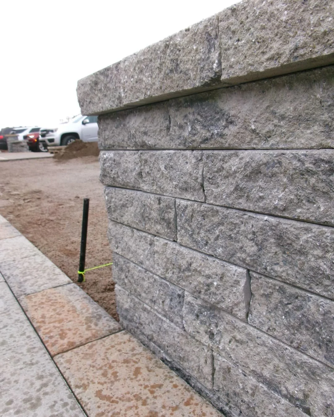Wall cap and stone detail from the Paragon Supply Techo-Bloc display by Pines and Pavers.