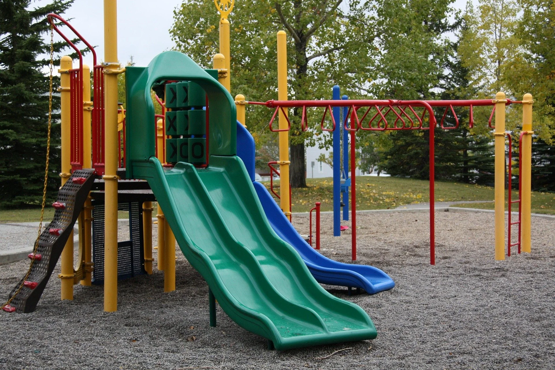 Outdoor Play / Site Amenities