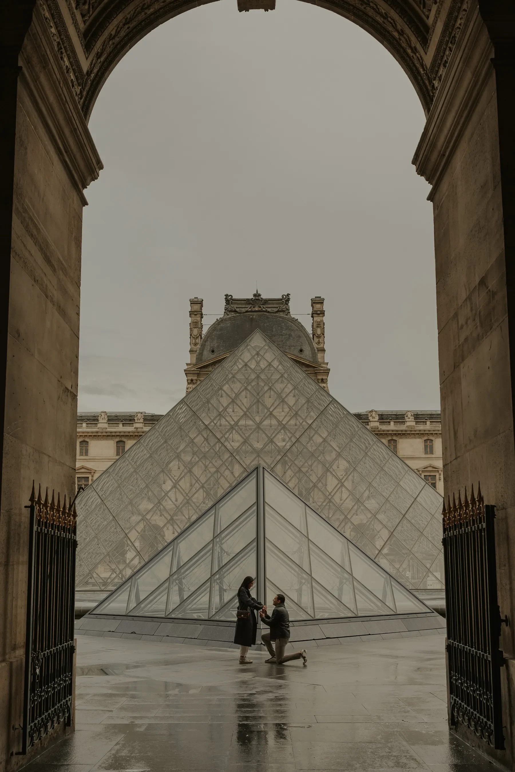 Proposal Louvre Couple.webp