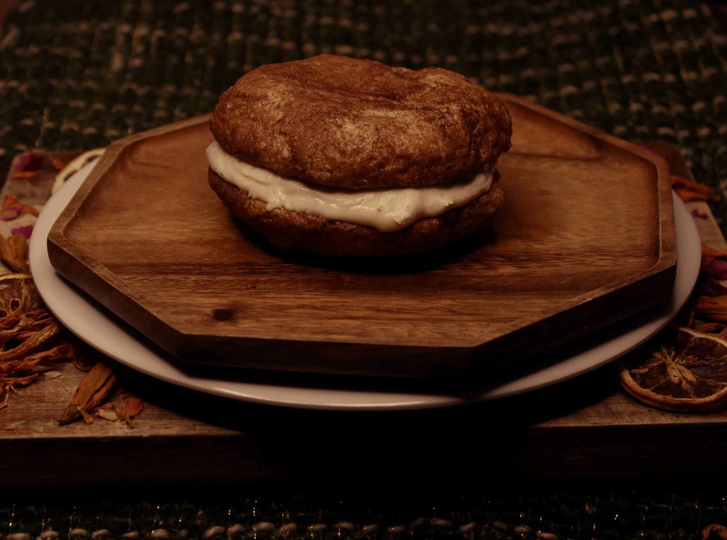 Snickerdoodle Eggnog Whoopie Pie