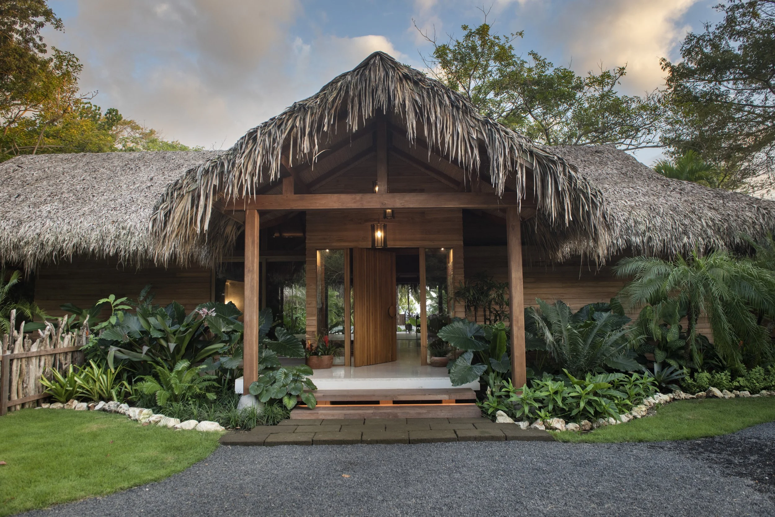 Villa Heartwood LOOP Design_02.jpg