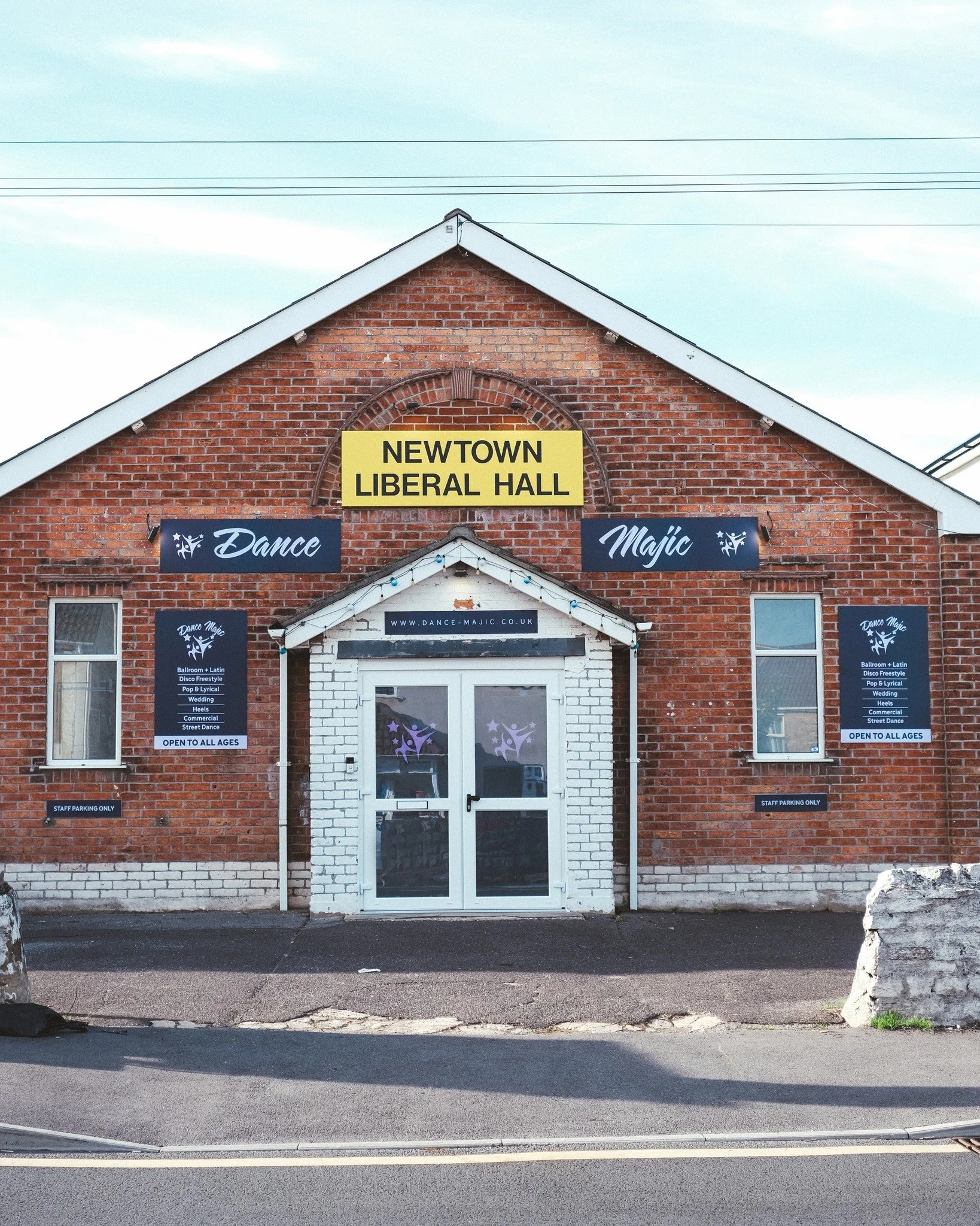 External signage refresh for @dancemajicdorset 

Positioned on a busy road, the updated signage creates a strong and consistent presence for everyone driving past.

Simple, recognisable and difficult to miss.

Looking to refresh your business signage