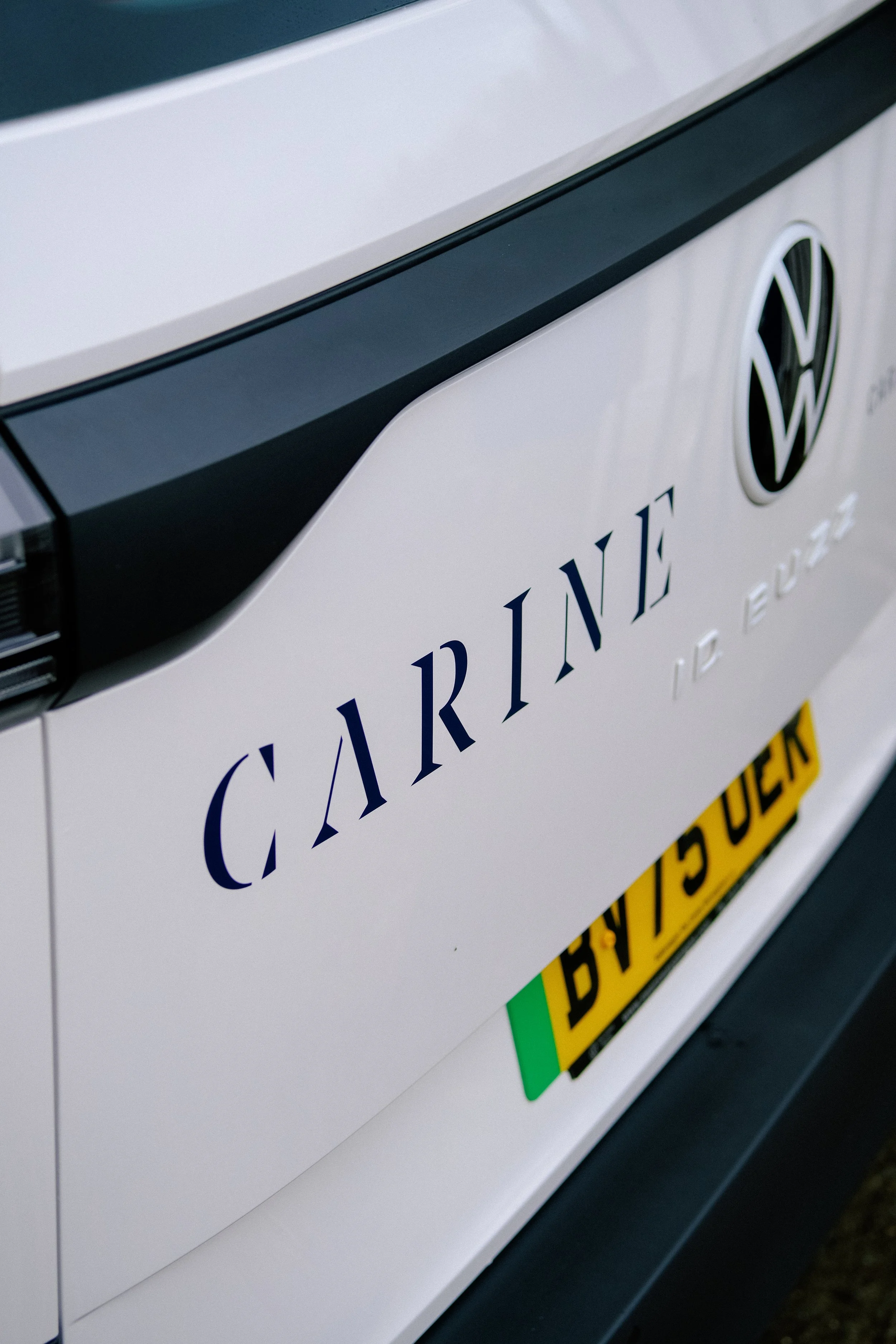 Carine - Buzz & Signs -15.jpg