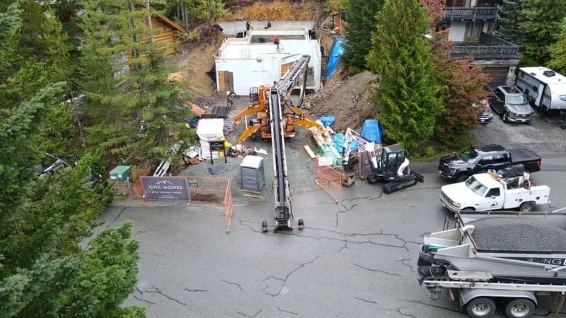 Material placement using telebelt on Sea to Sky construction site.