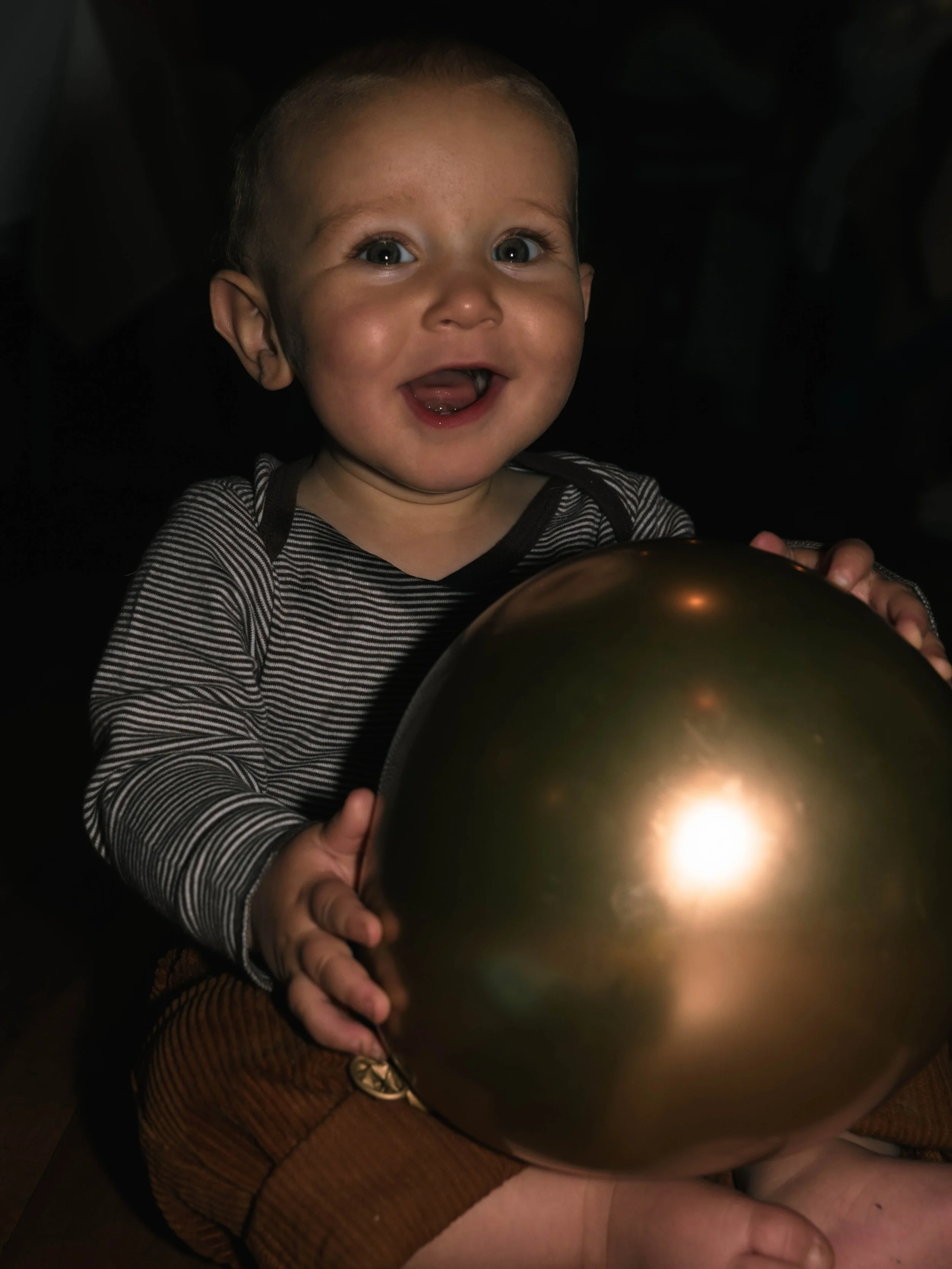 What&rsquo;s the best way to document that party you&rsquo;ve worked so long and hard to put together? By hiring a photographer! I love to capture all the precious moments from your special day so you don&rsquo;t have to worry about it. 

Special par