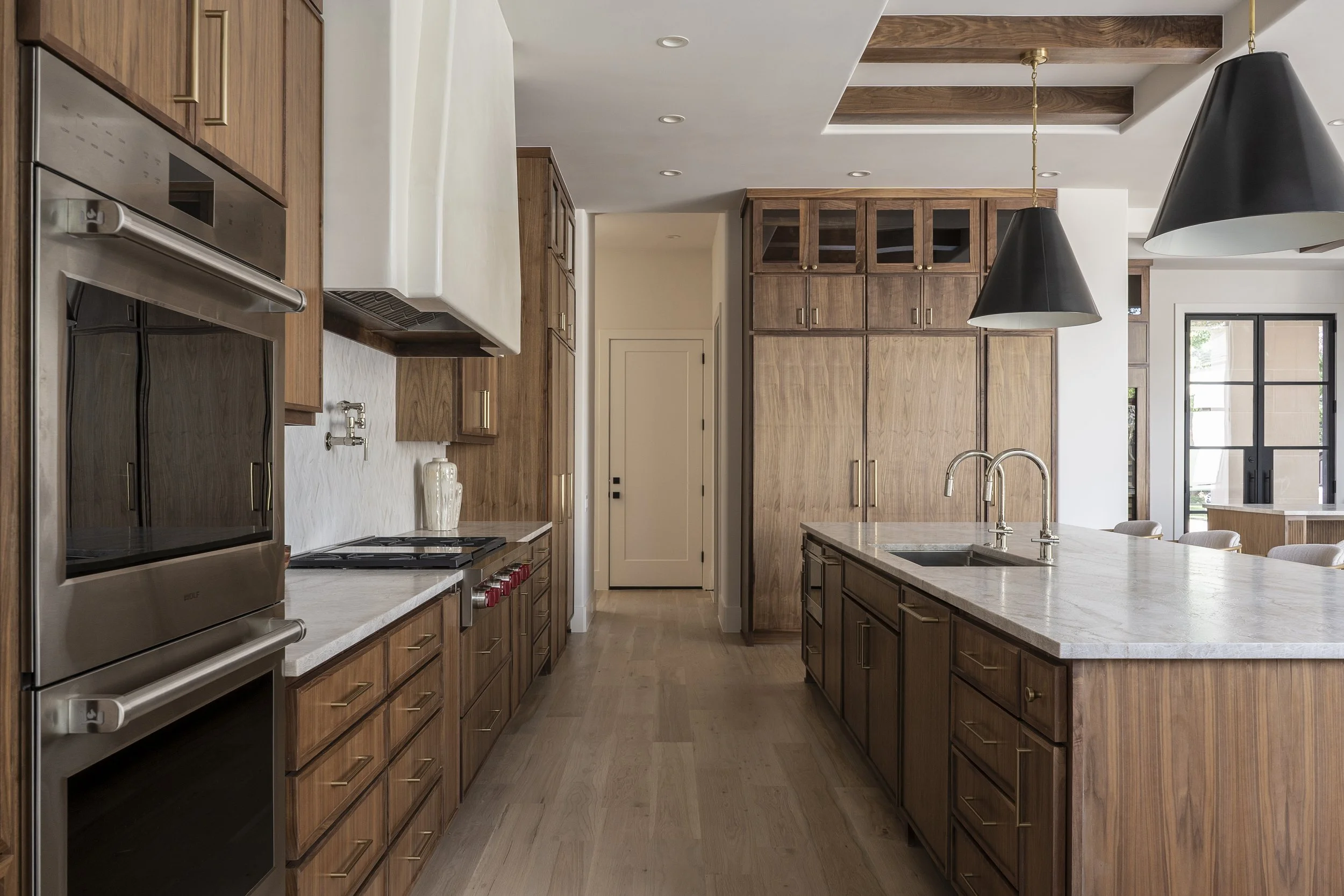 6814 Glendora Ave _ Kithen 2.jpg